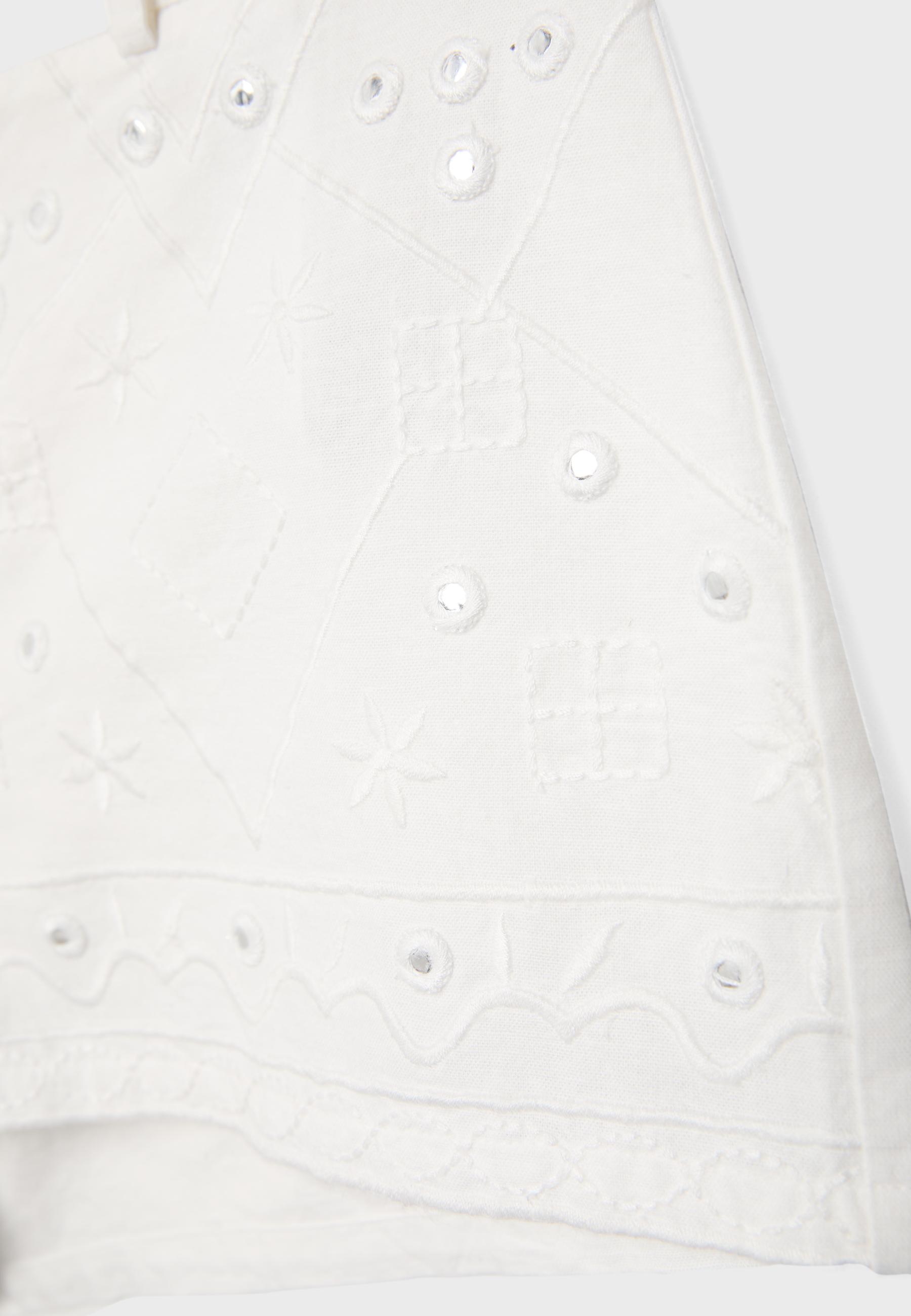 Embroidered mini shorts — Ecru