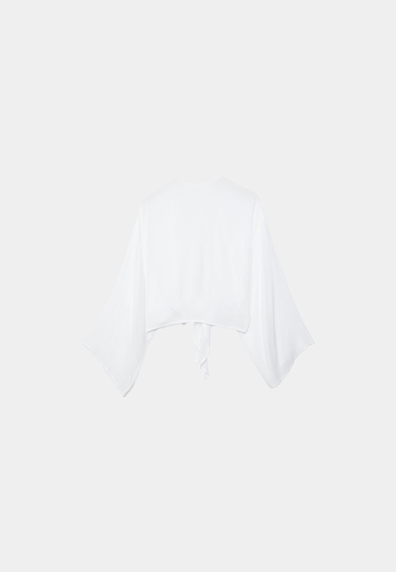 Flowing open blouse — White
