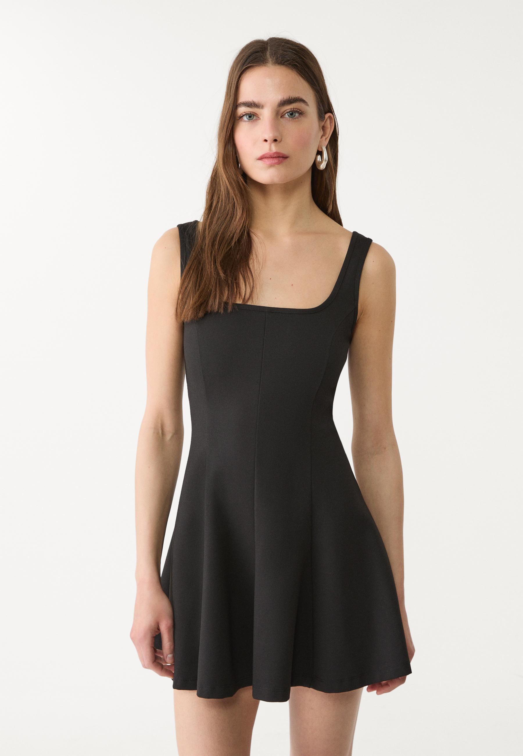 Robe Stradivarius - Imprimé Léopard Multicolore - Taille M - Longueur Genou - Sans Manches - Occasion TB