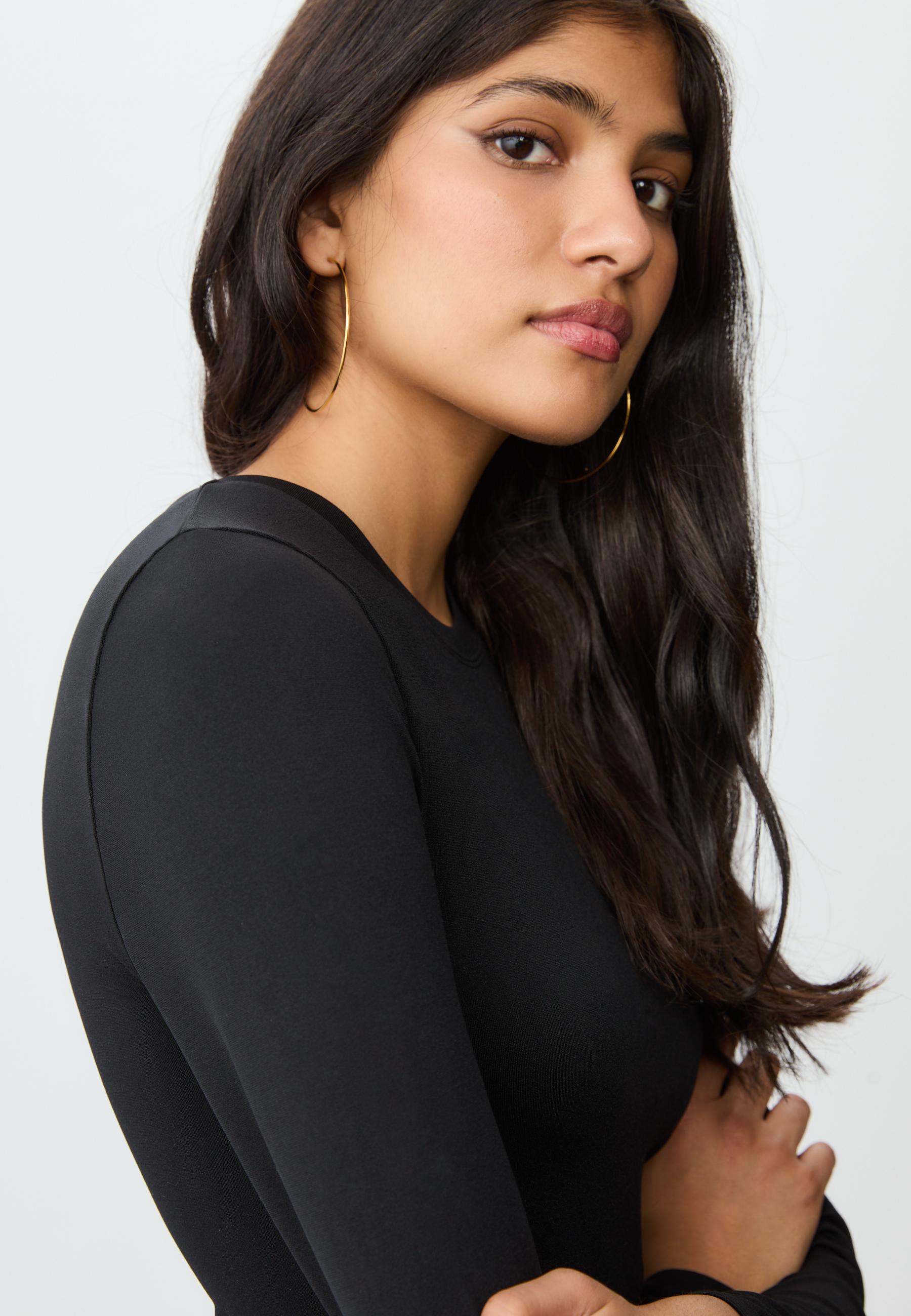 ハチヤーズ⭐︎ Women’s CB Typography LongSleeve House of CB | Womenswear designed in London.