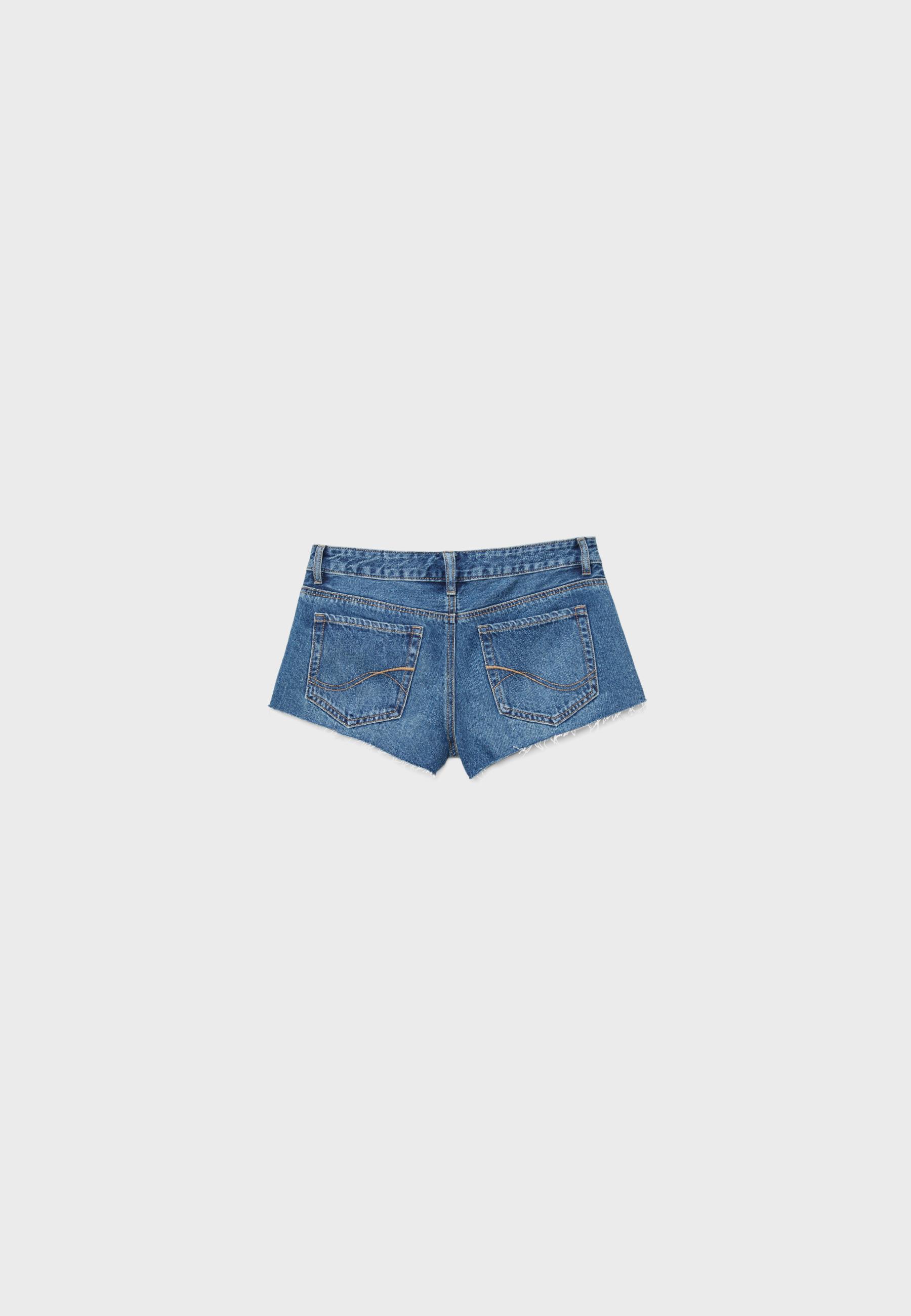 Ripped denim shorts — MEDIUM LIGHT BLUE DENIM