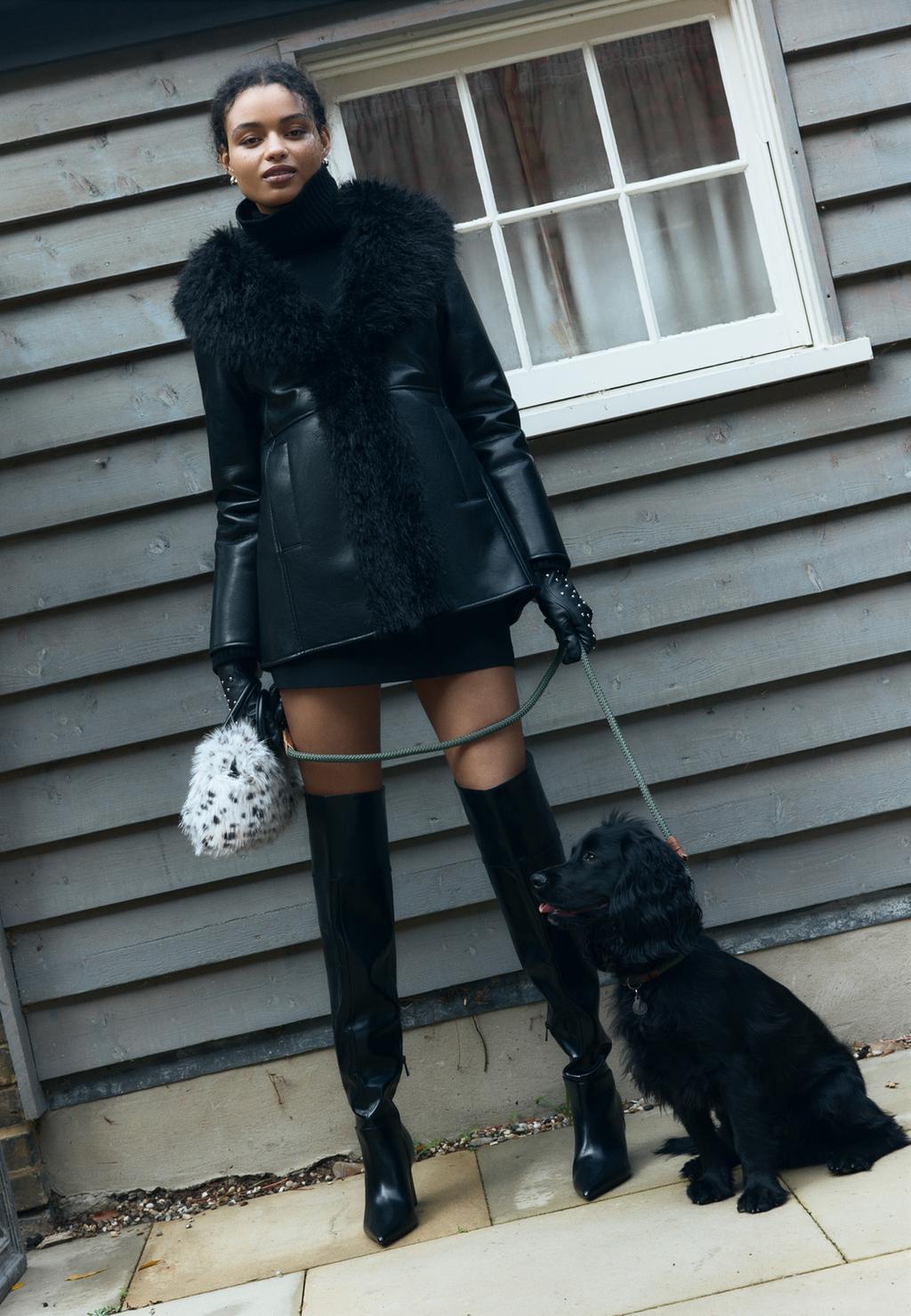 Manteau mi-long similicuir fausse fourrure longue