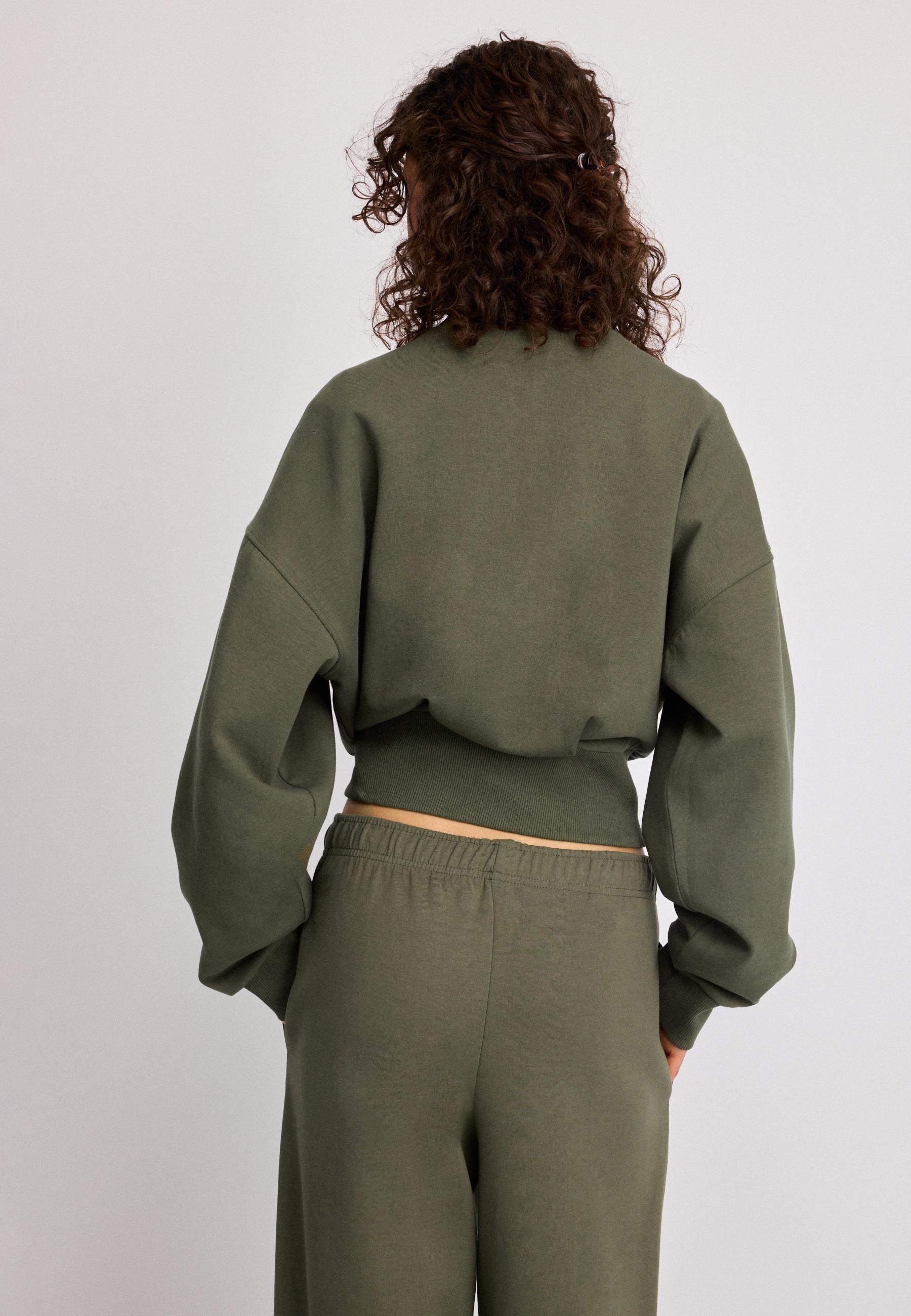 B10 Zip-up sweatshirt with collar — Khaki