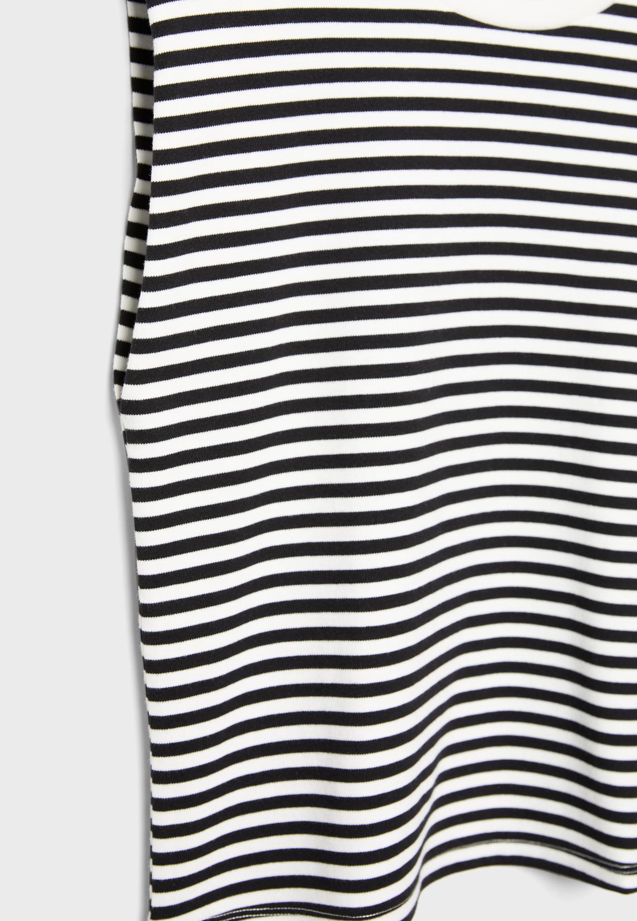 B05 Striped padded shoulder T-shirt — Black