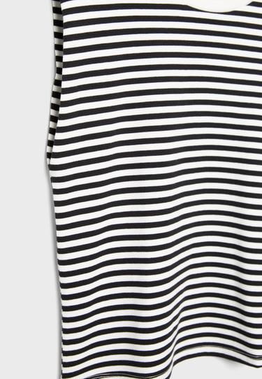B05 Striped padded shoulder T-shirt — Black 9