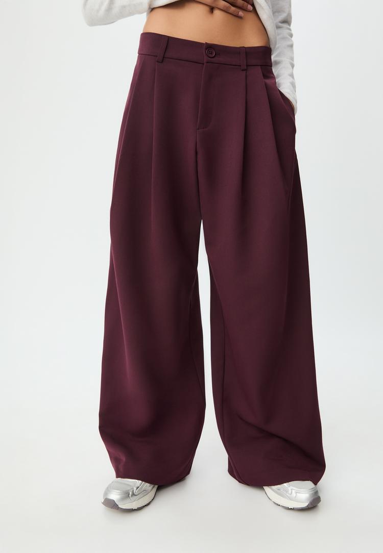 wide-leg-stoffhose-mit-abnahern