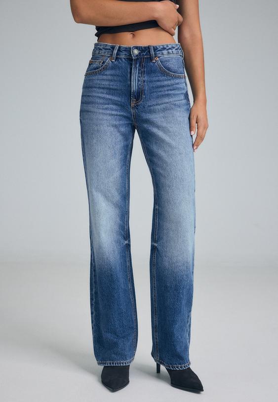 d92 jeans straight wide com rasgoes l04891746