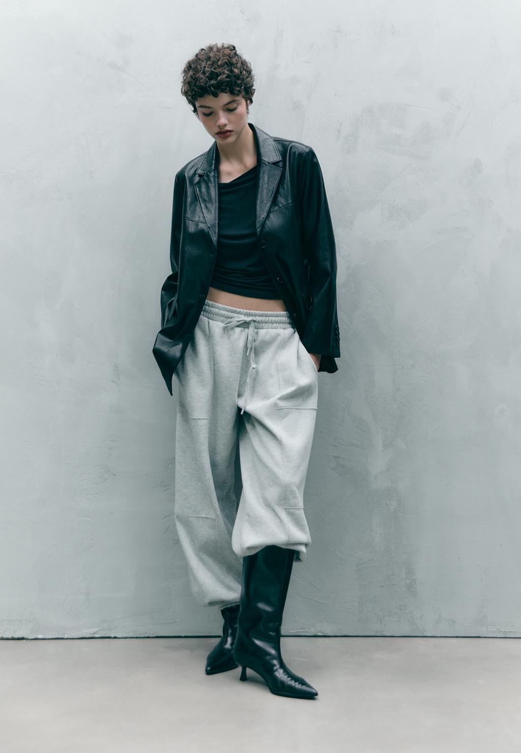 Jogginghose mit Puffärmeln aus Sweatstoff