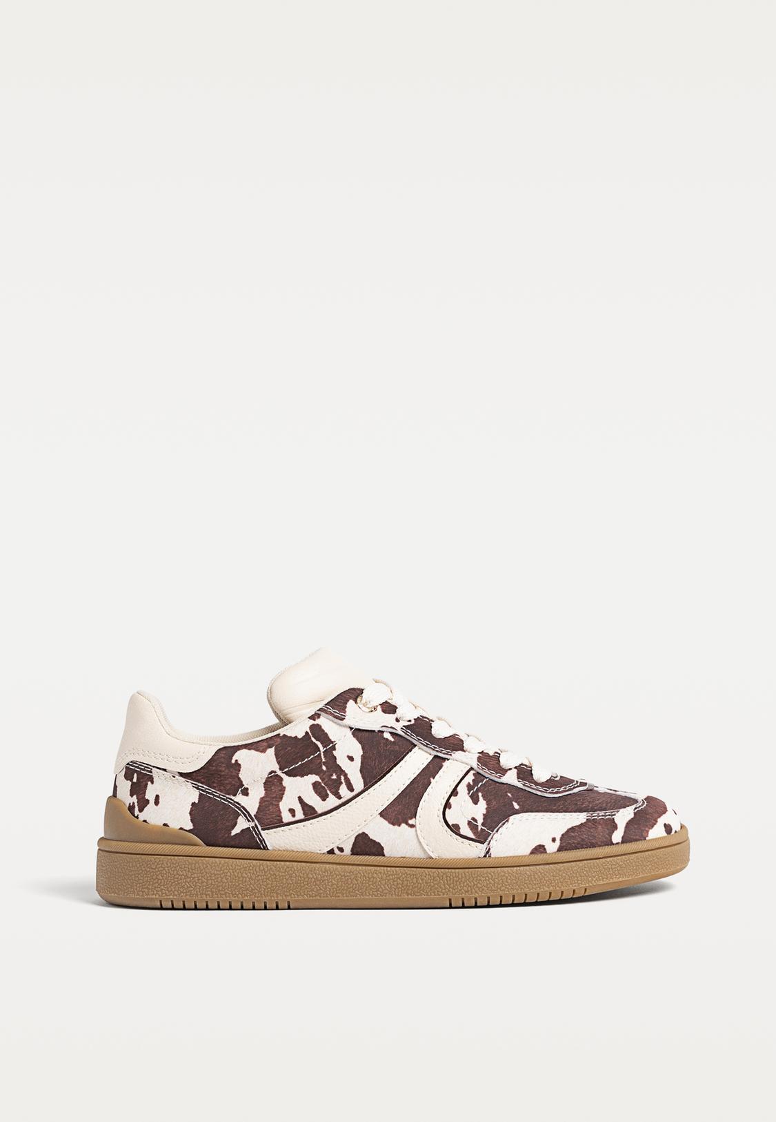 Printed faux fur trainers Women's fashion Stradivarius Jordan