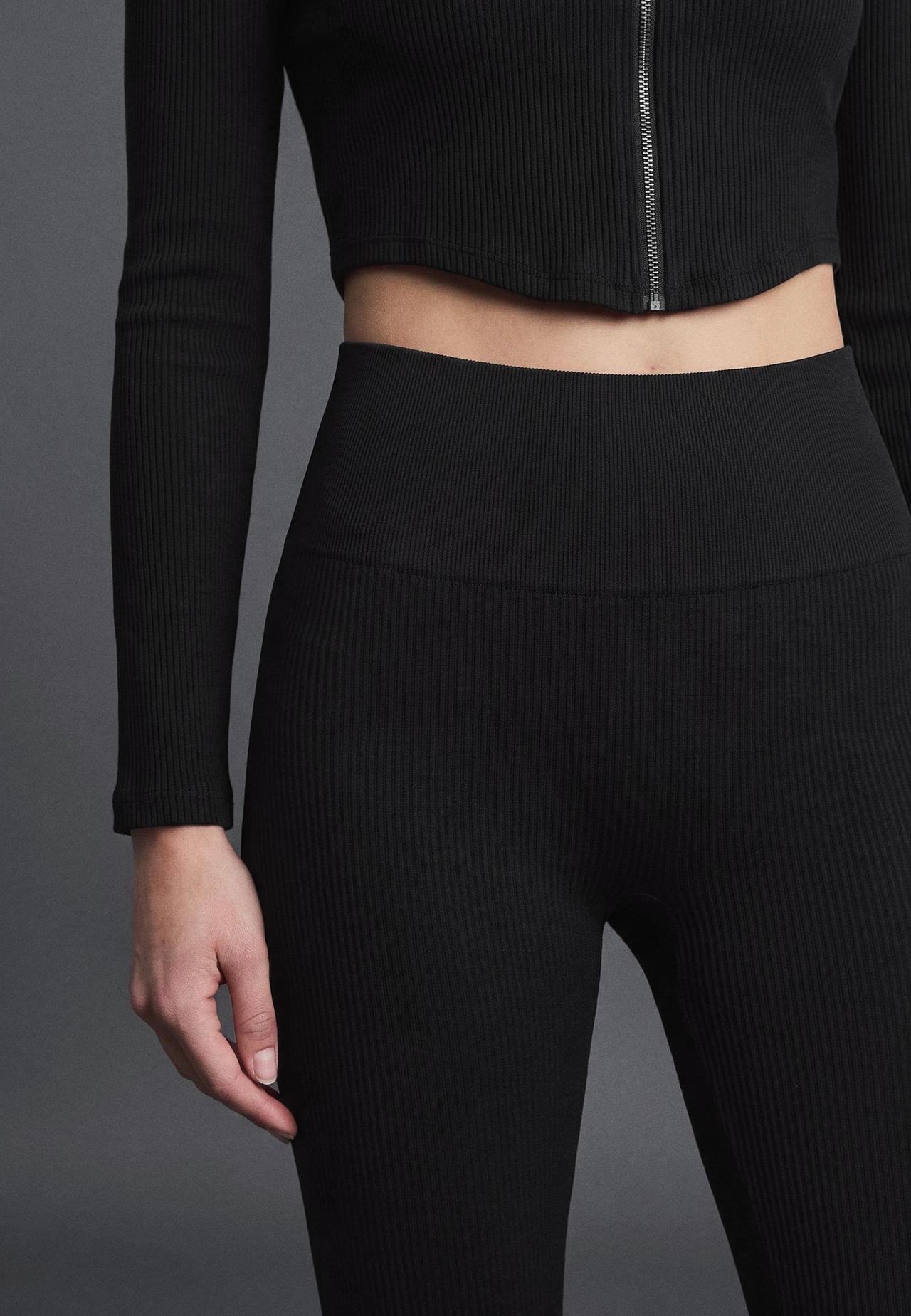 Seamless leggings — Black