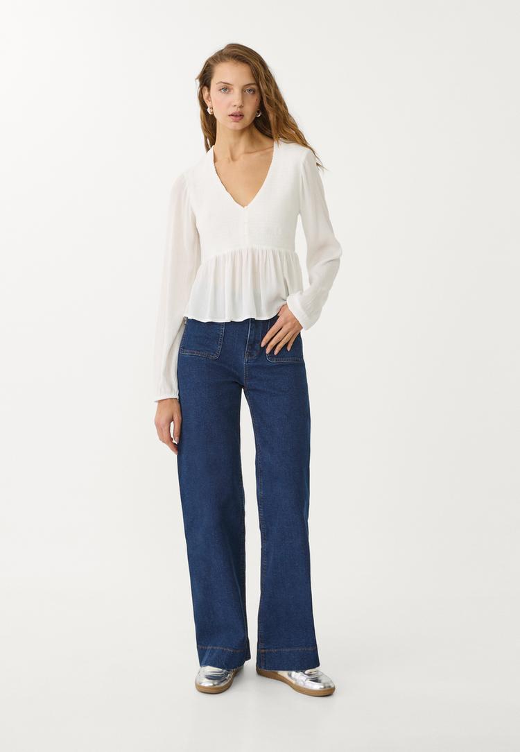 blusa fluida volantes