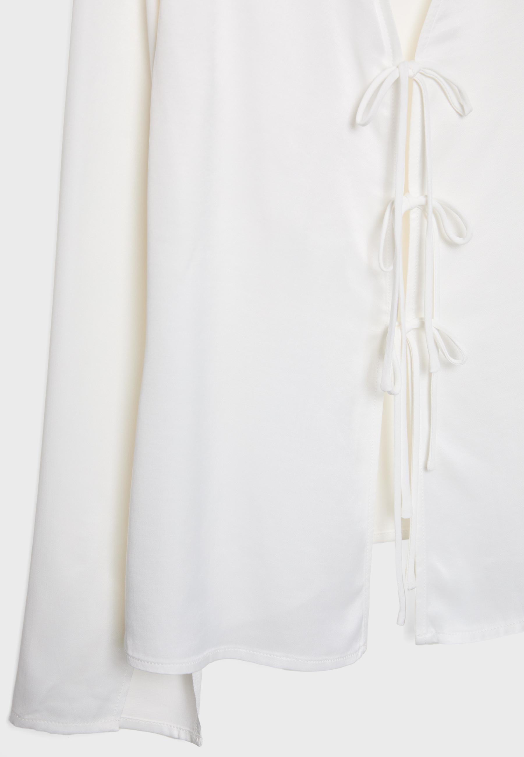 Satin shirt with ties — Ecru