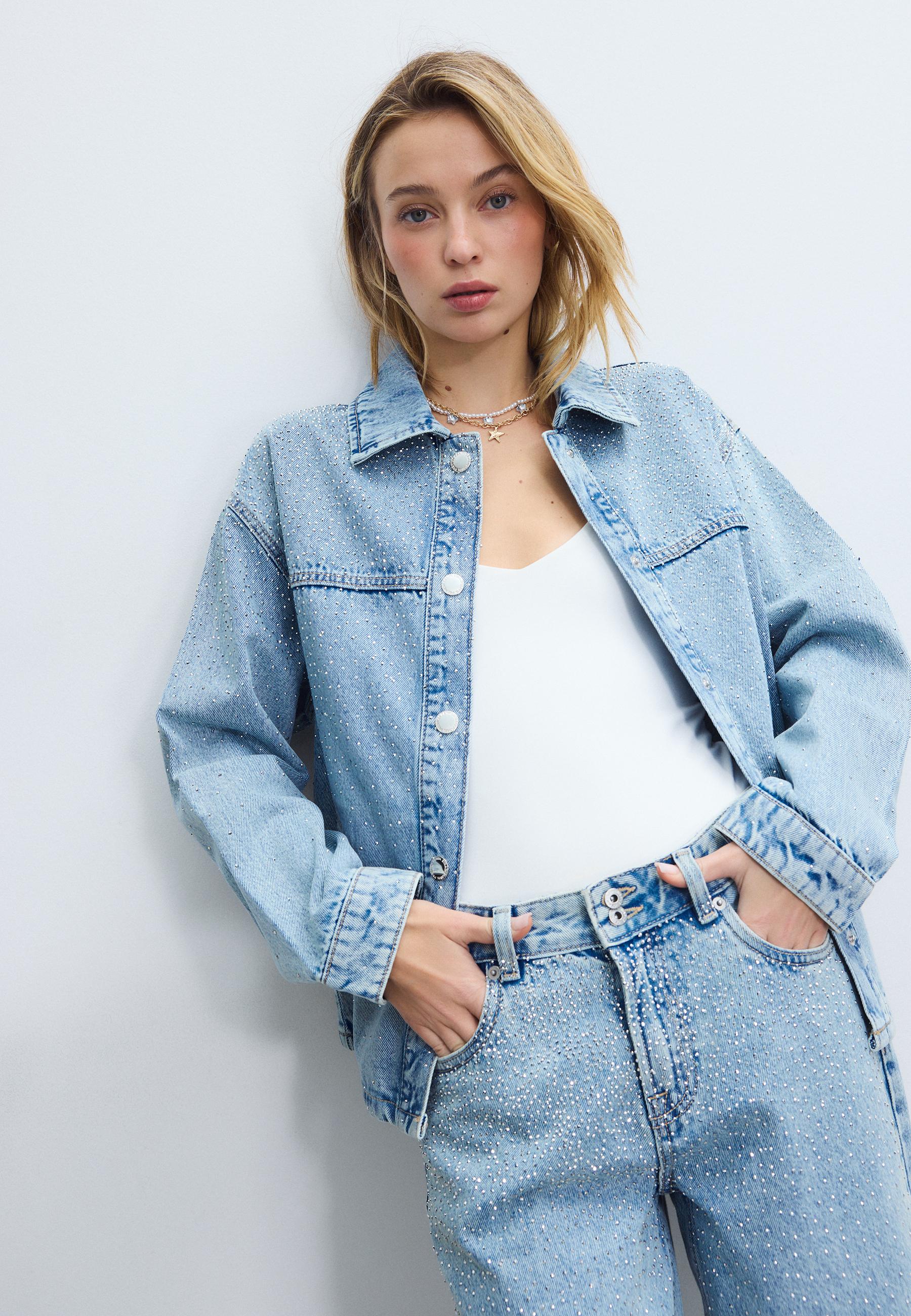 Parlak detaylı yama cepli denim ceket