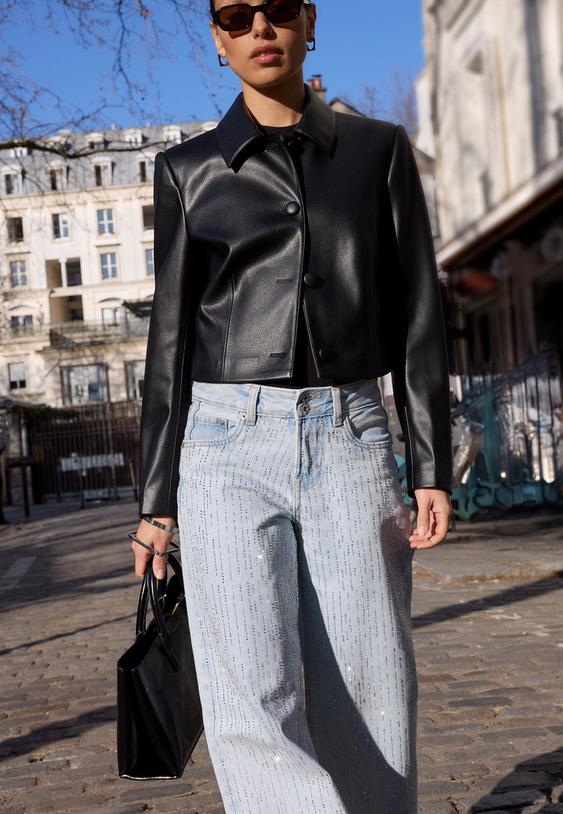 Traperice Niskog Struka Širokih Nogavica Sa Sjajem