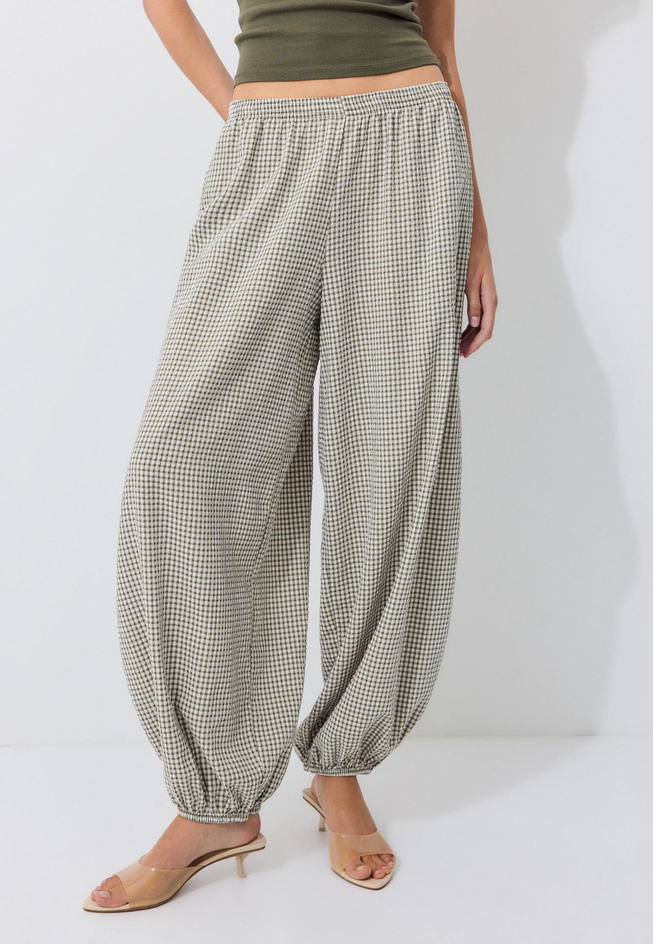 Checked voluminous trousers — Khaki