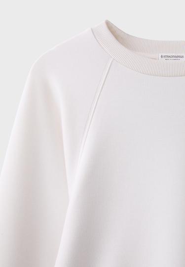 Soft-touch sweatshirt with fitted waist — Vanilla 9