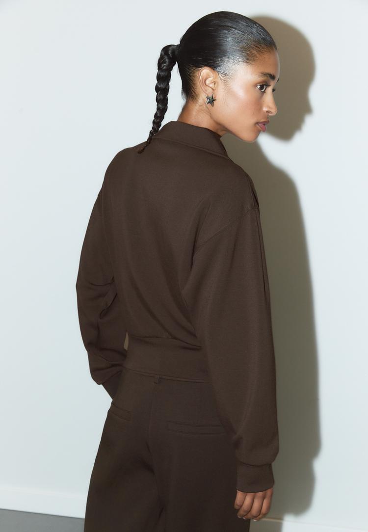 sweatshirt-mit-weicher