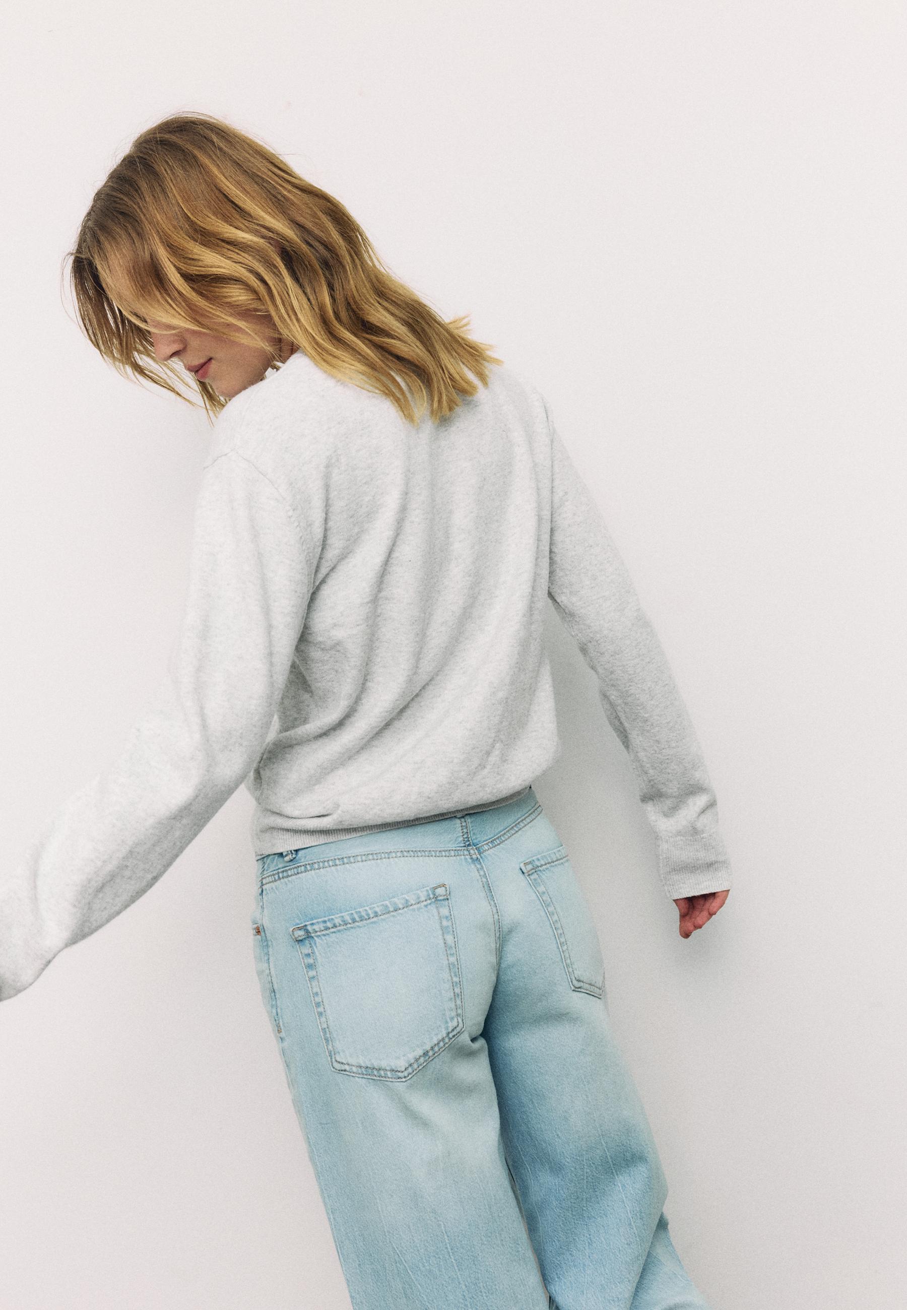 Soft-Touch Basic Knitted Jumper — Pearl grey