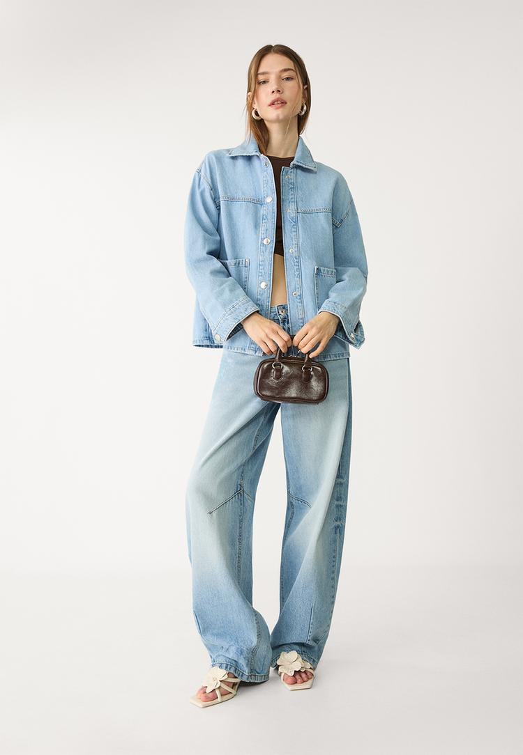 cazadora denim bolsillos