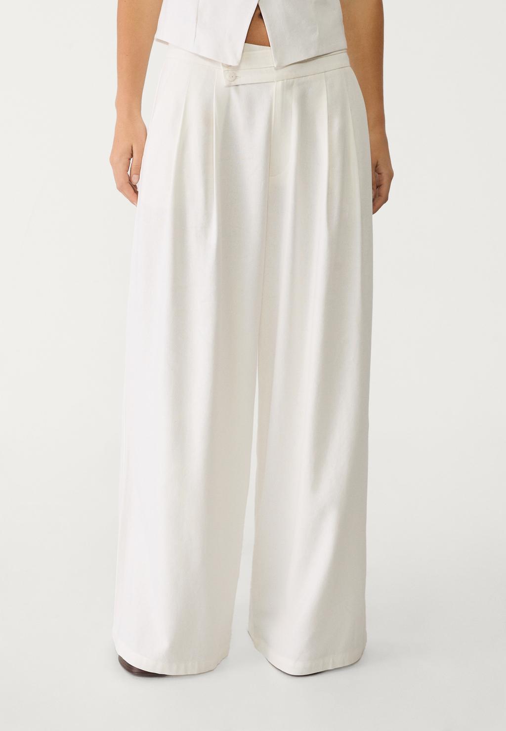 Flowing linen blend trousers with darts