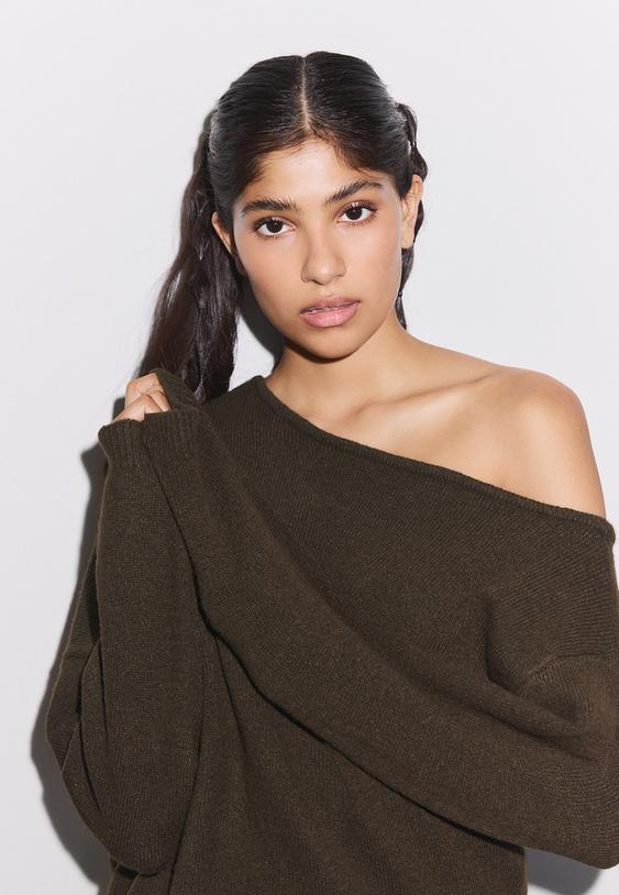 asymmetrischer-strickpullover