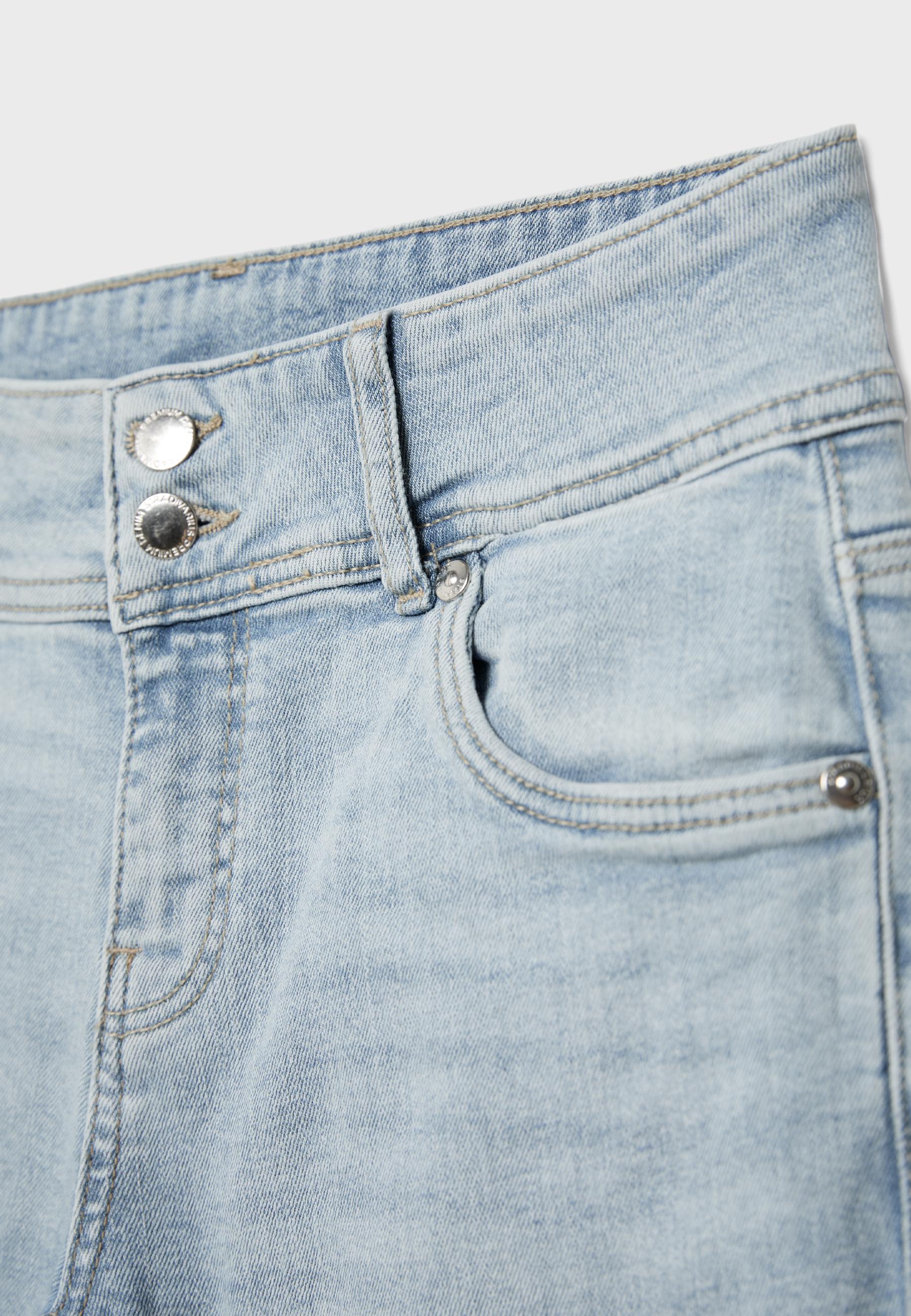 Low-rise slim fit jeans — MEDIUM LIGHT BLUE DENIM (alternate view)