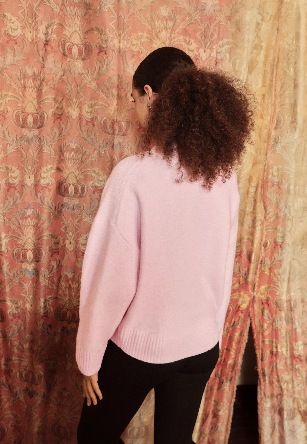 Soft-touch basic knit jumper — Pastel pink