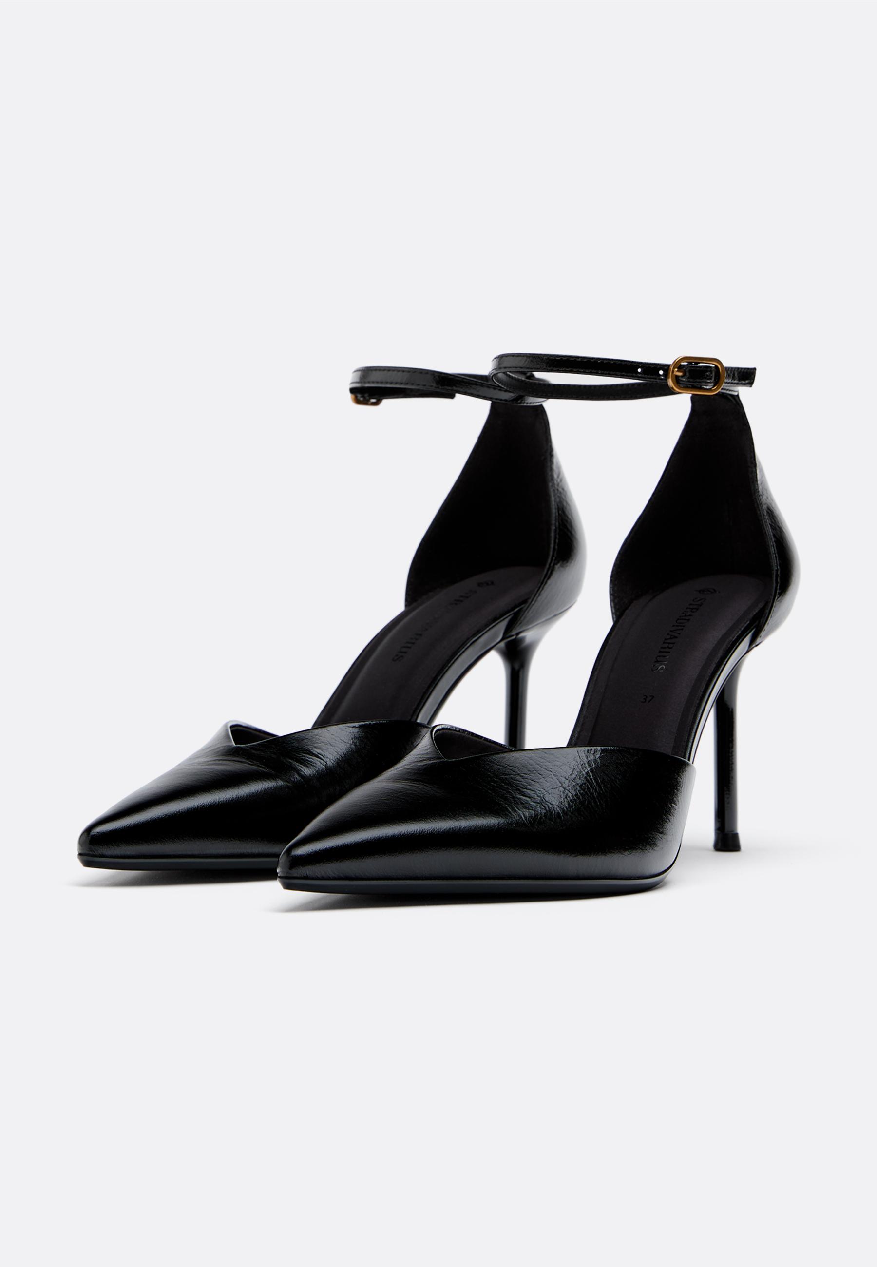 Leather heeled shoes — BLACK
