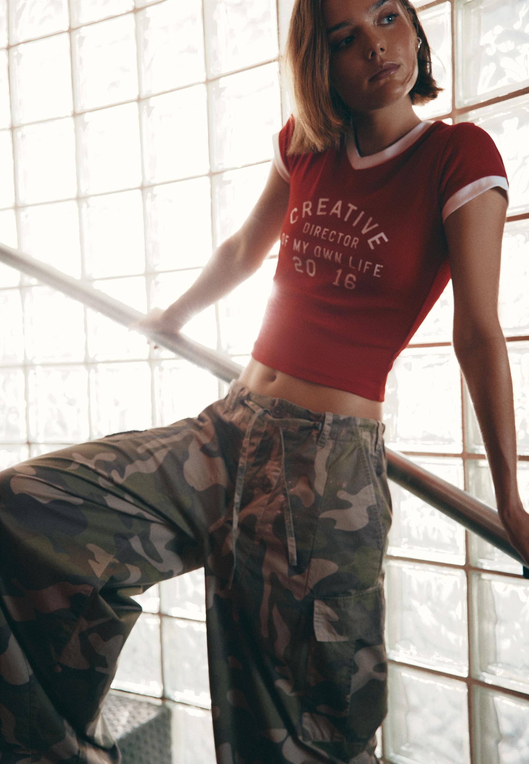 Graphic V-neck T-shirt — Red