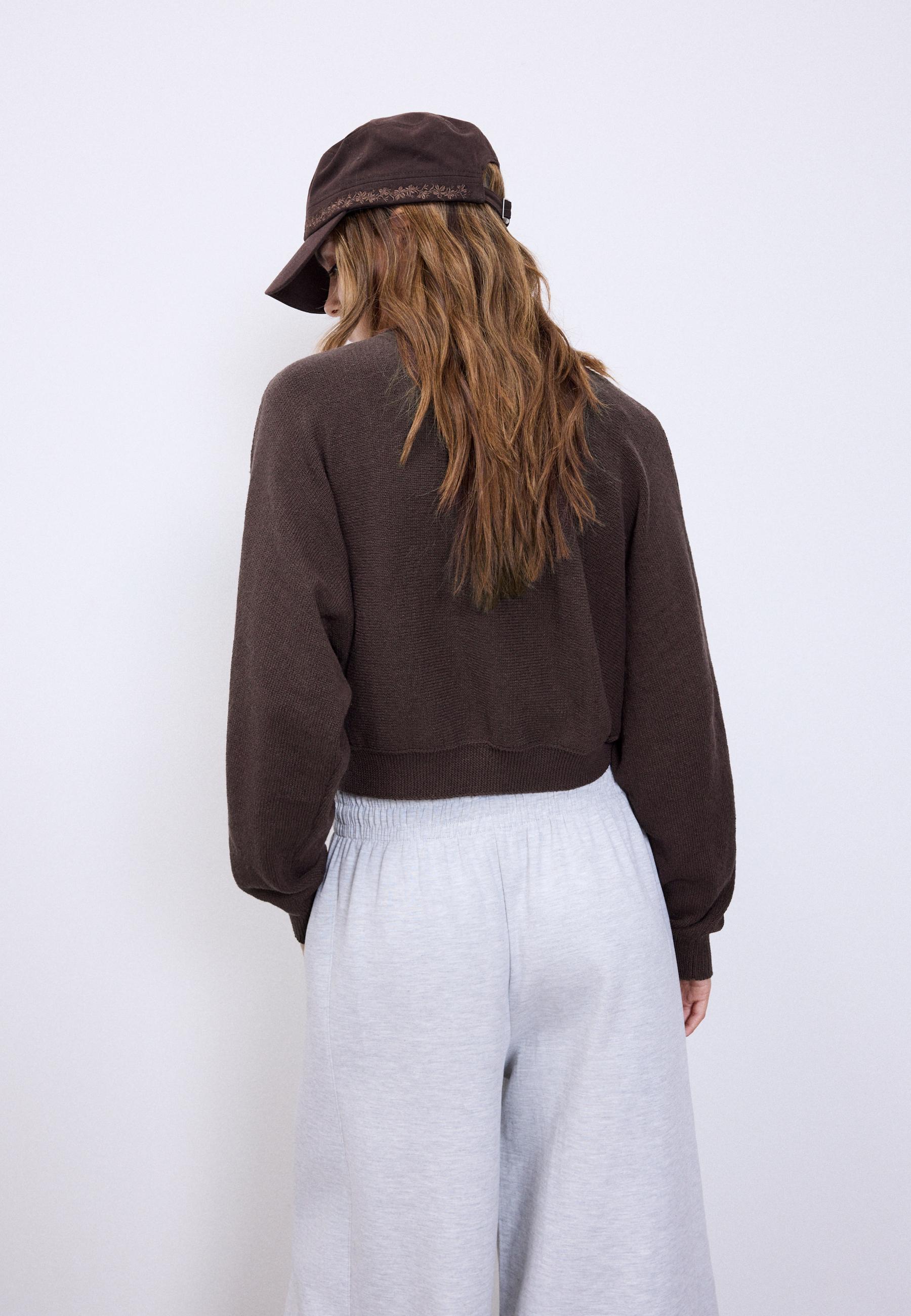 Strickjacke mit Fledermausärmeln - Mode für Damen | Stradivarius