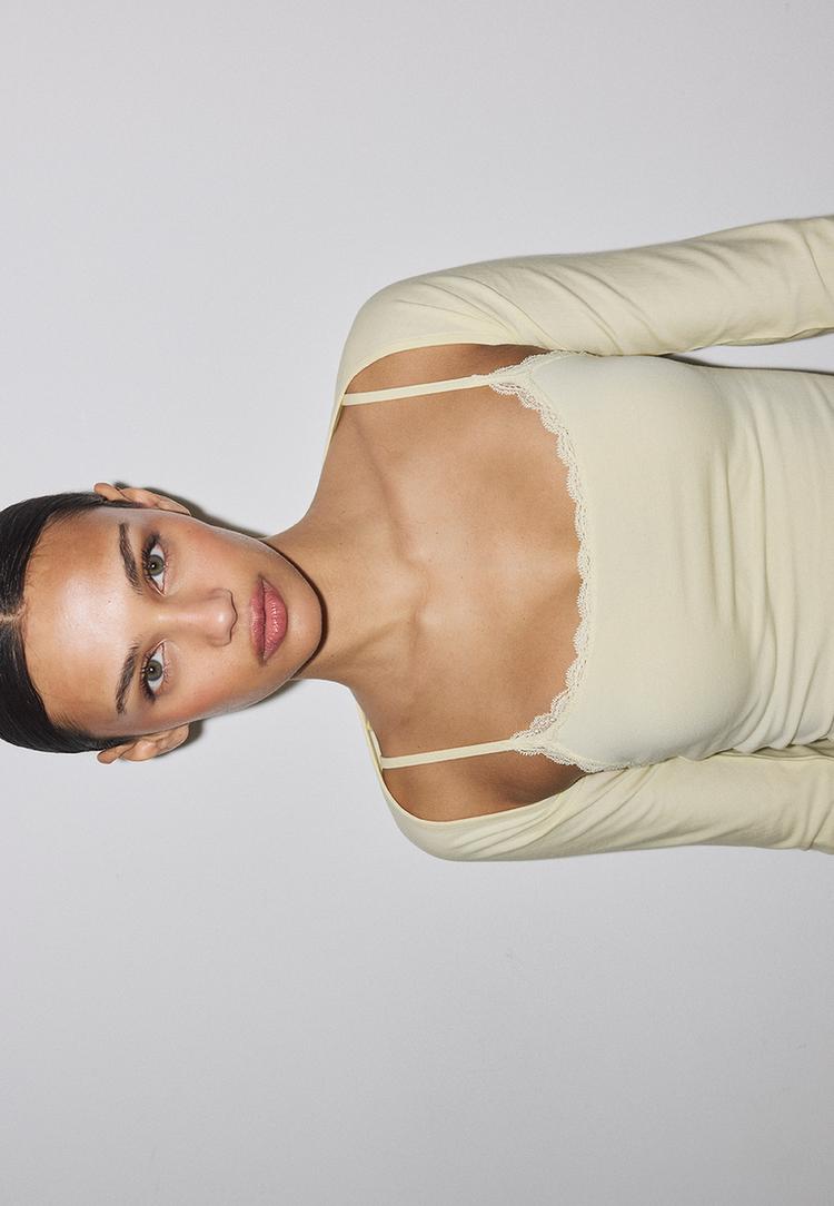 Stradivarius Μπολερό Slim Μακρύ Μανίκι Κίτρινο Παστέλ S φωτογραφία