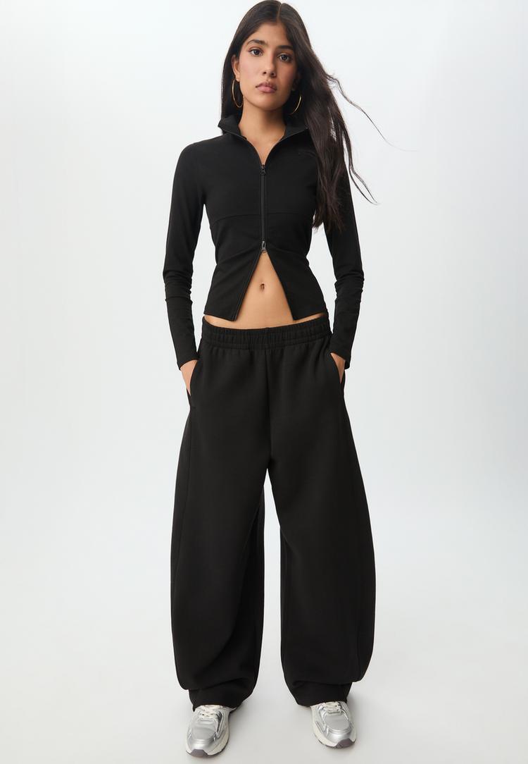 pantalon-felpa-barrel