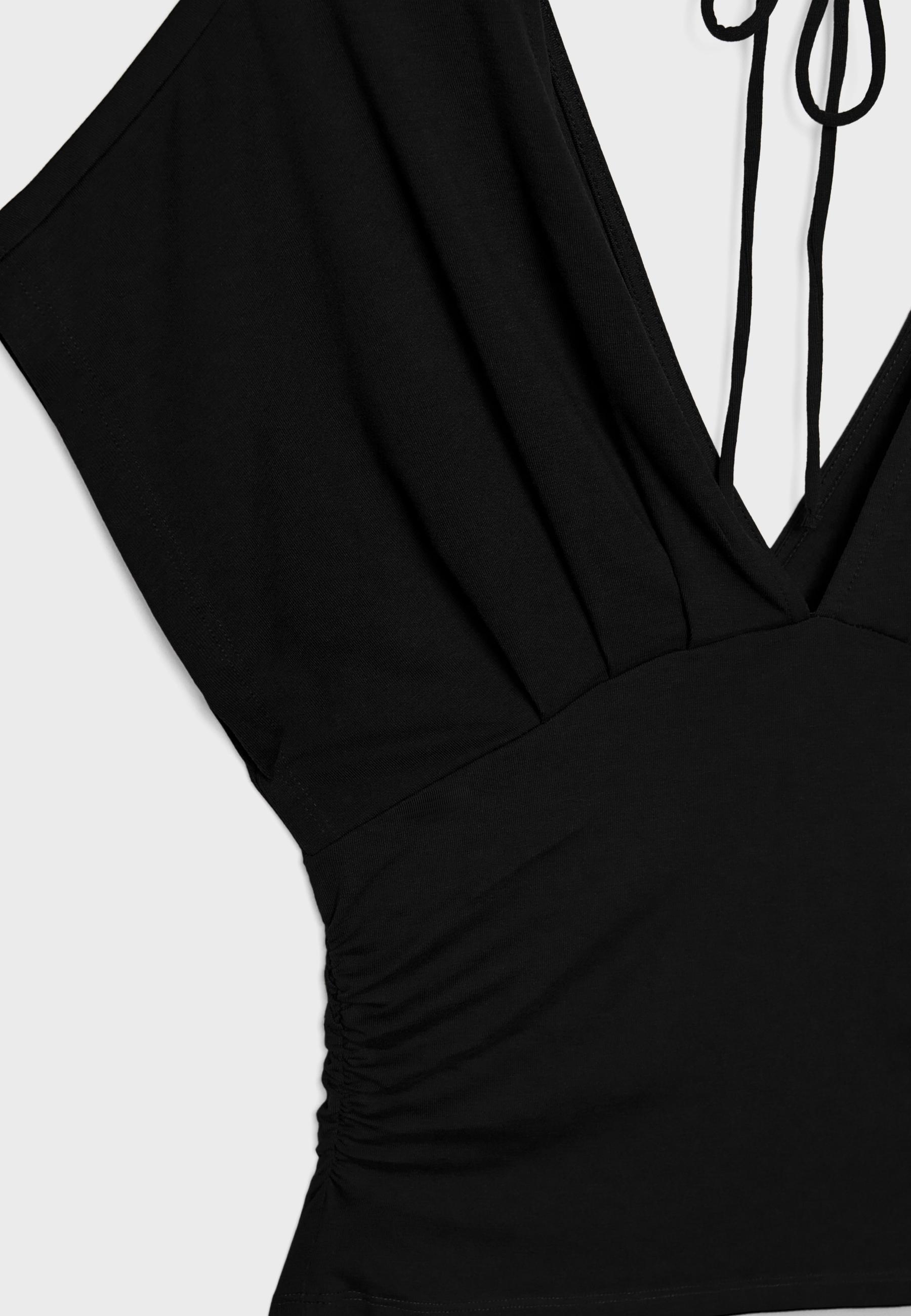 V-neck top with sash — Black