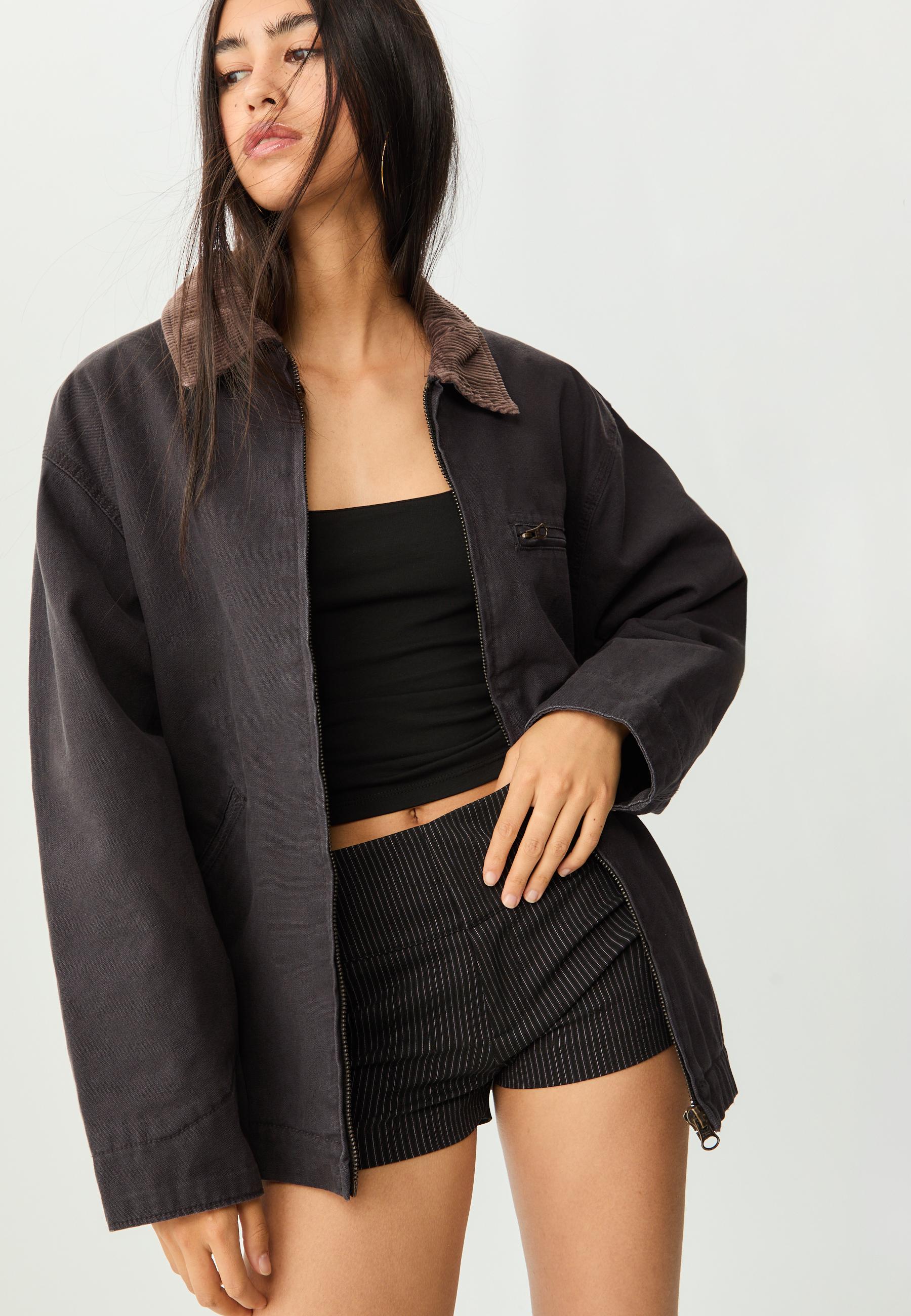 Jacket with pockets and a contrast collar - Women's fashion | Stradivarius United Kingdom