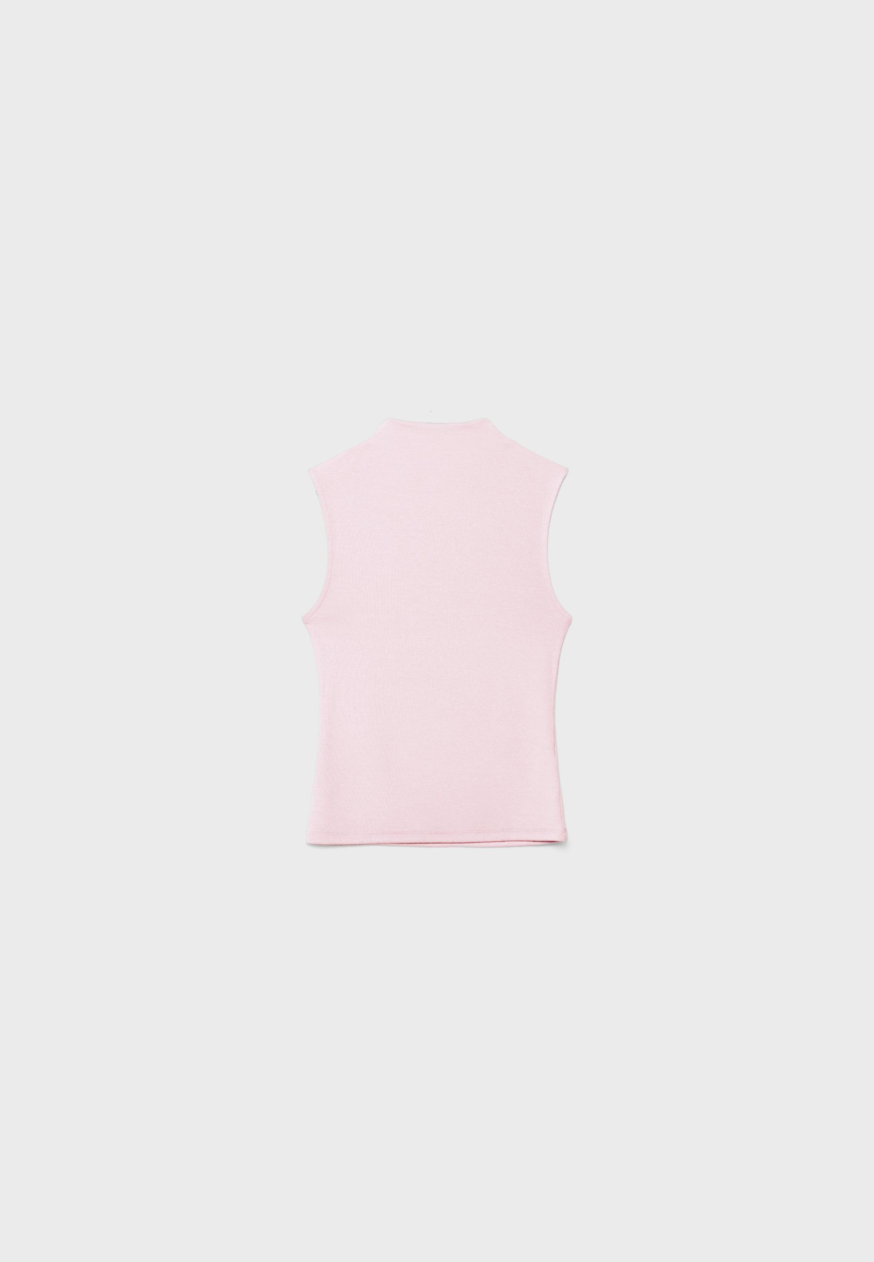 Sleeveless funnel neck T-shirt — Salmon pink