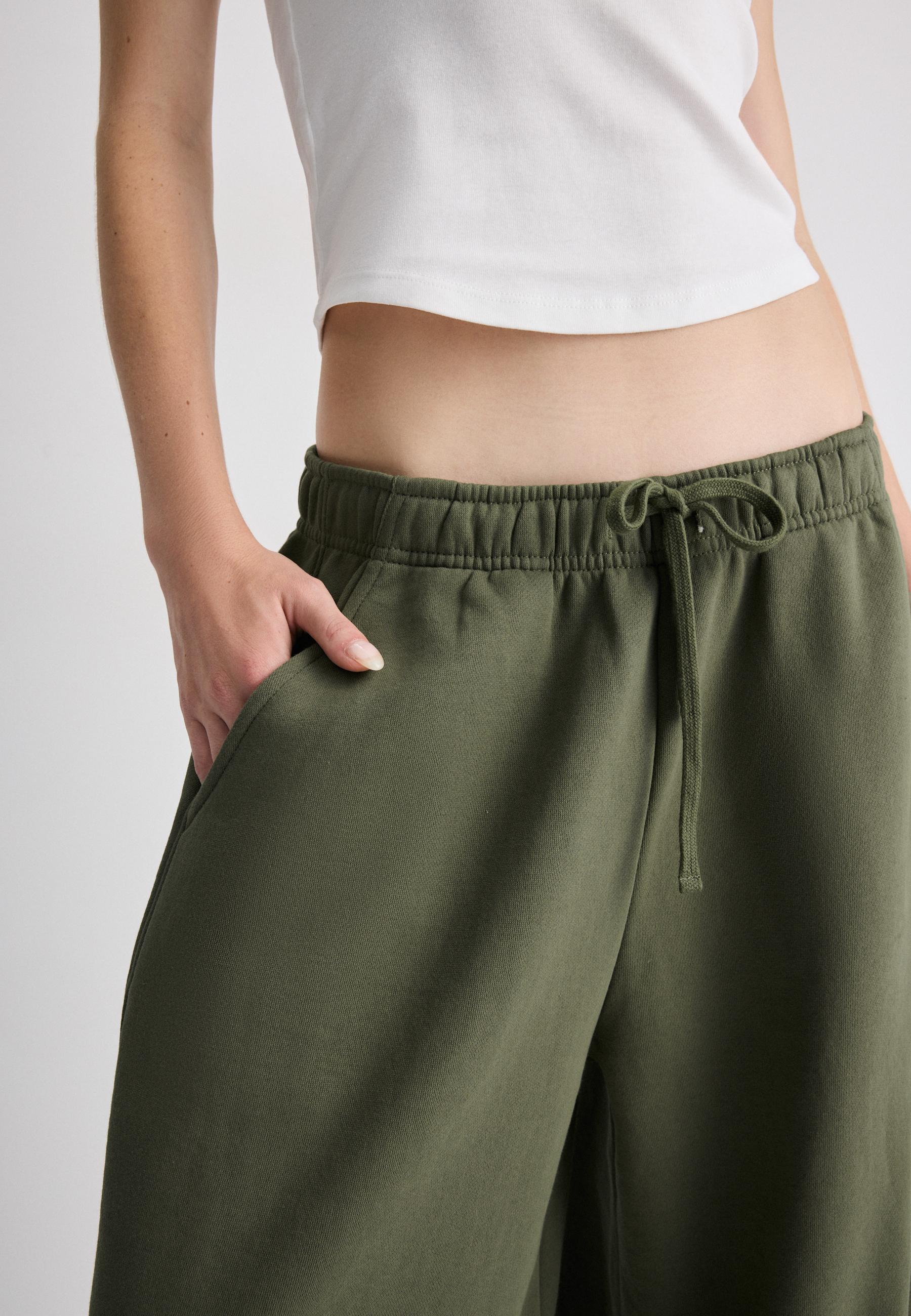 Plush jogger trousers with toggles — Khaki