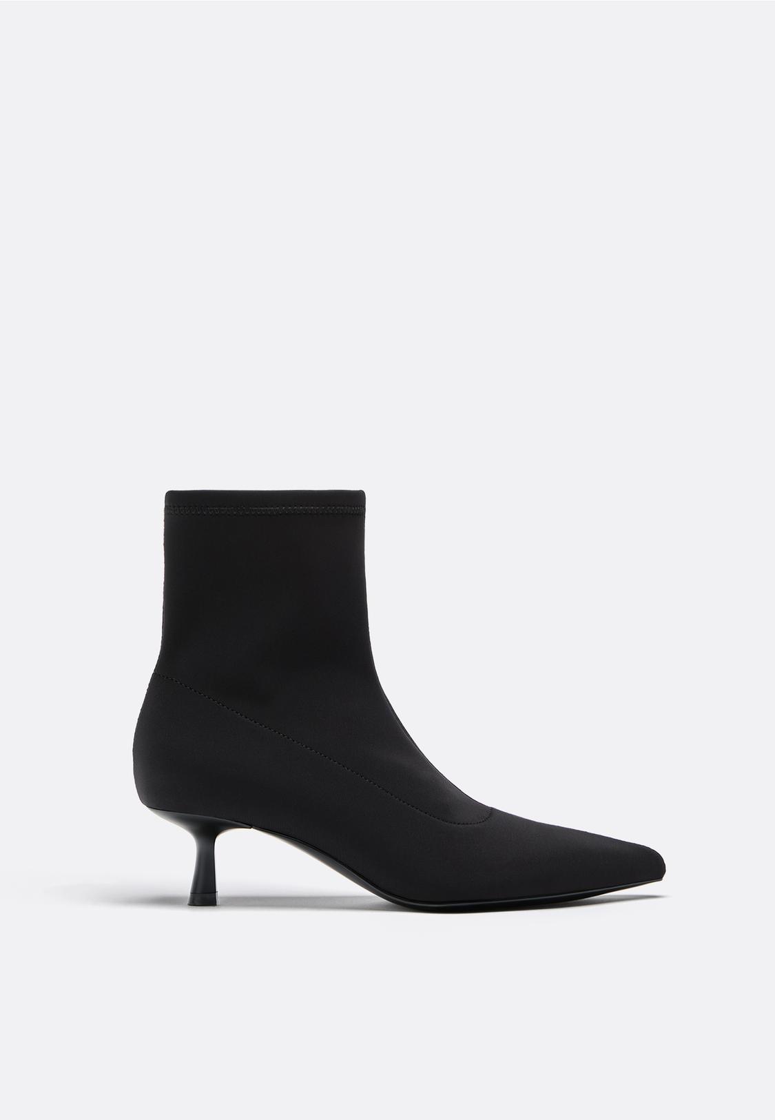 Neoprene-effect kitten heel ankle boots