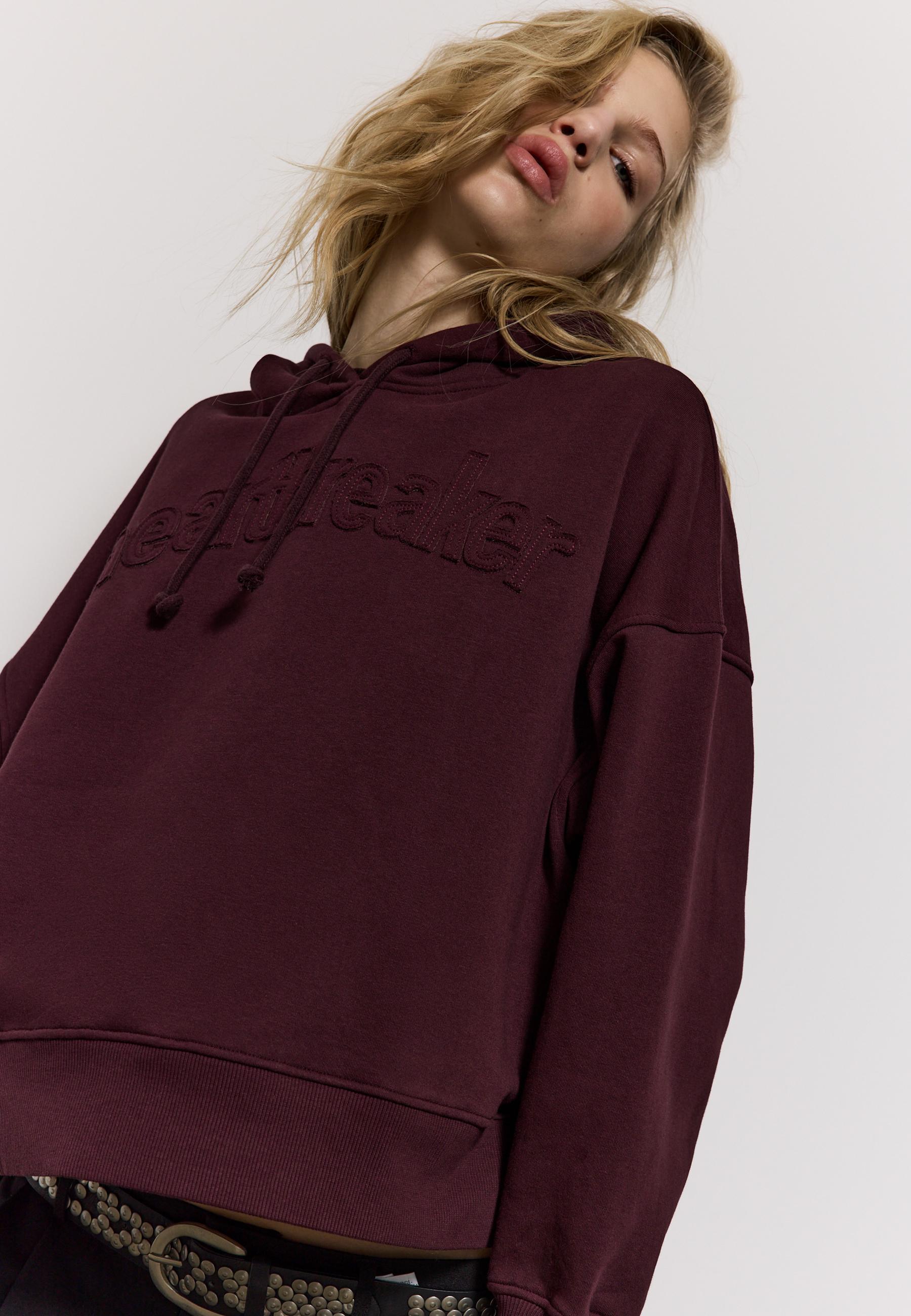 Embroidered hood sweatshirt — Burgundy