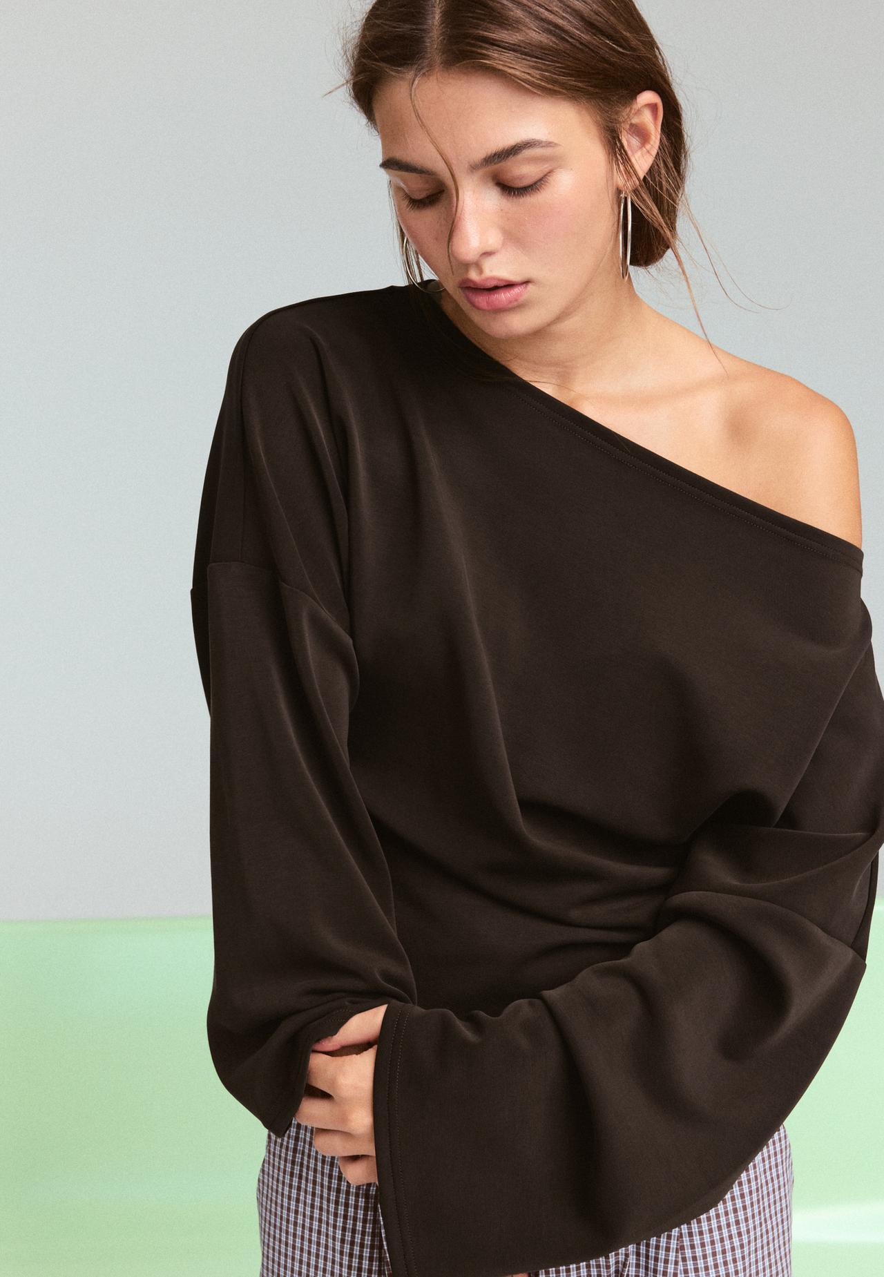 Asymmetric soft-touch ruched sweatshirt — Brown