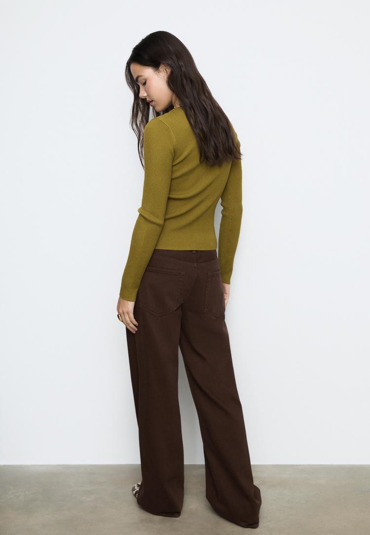 chaqueta de punto canale botones
