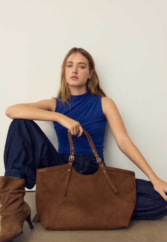 bolso shopper detalle mini hebillas