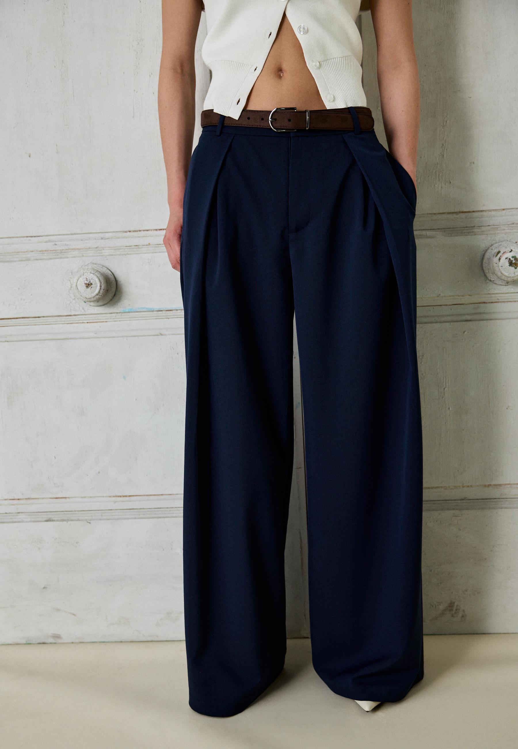 Maxi-dart trousers with belt — Dark blue