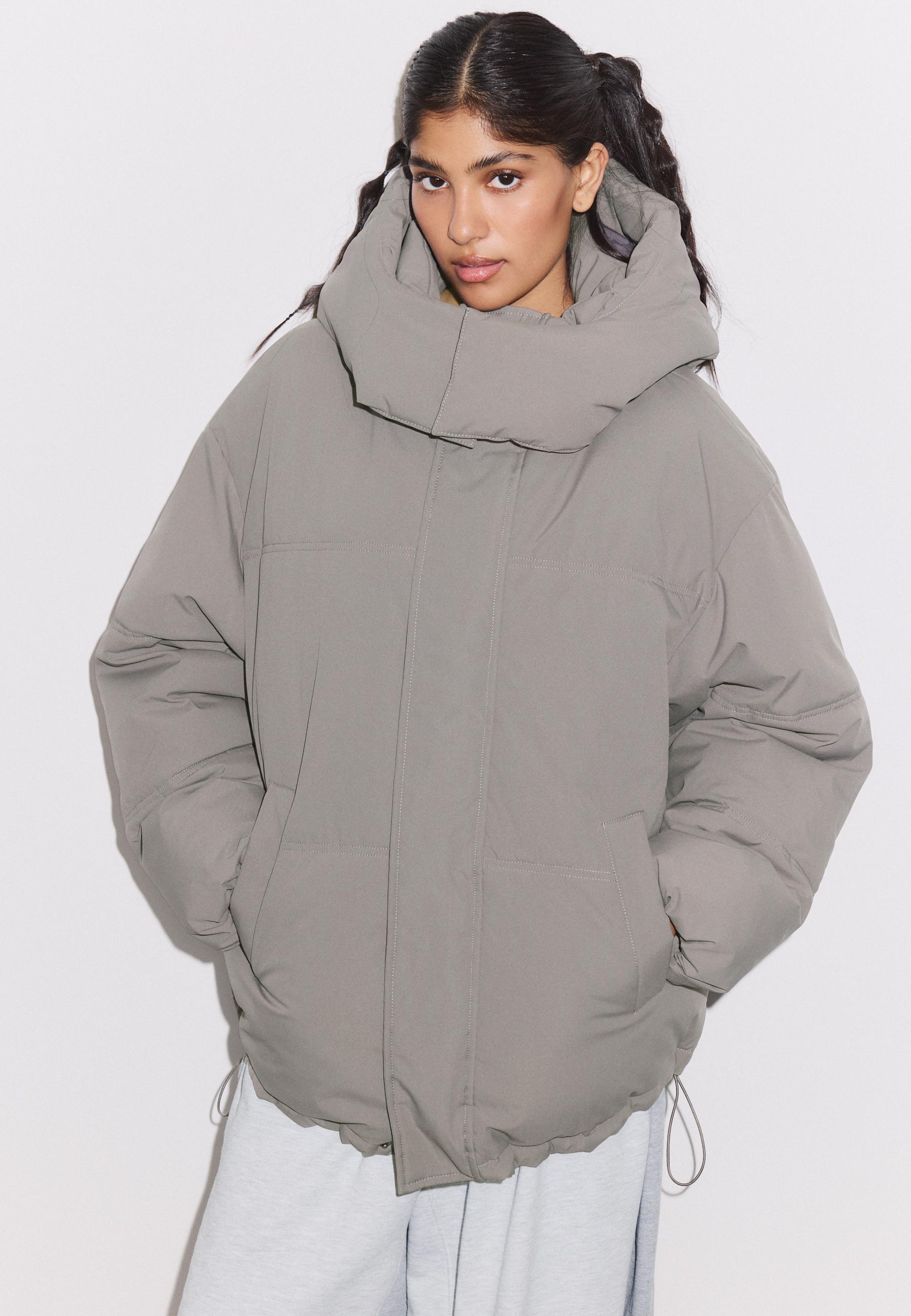 Oversize padded jacket with hood — Grey