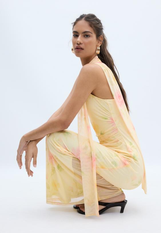 Desenli tül fularlı midi elbise - Görsel 5