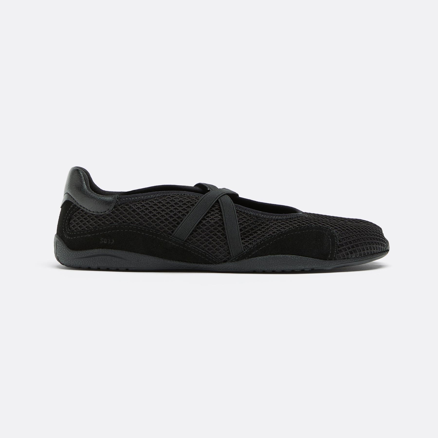 S032 Split-toe sneaker trainers — BLACK 