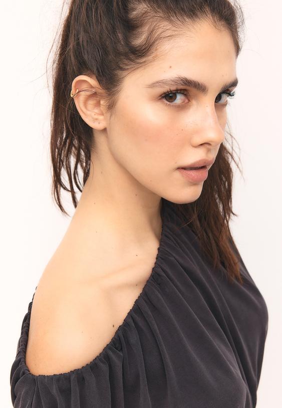 Асиметрична Тениска С Мека Материя