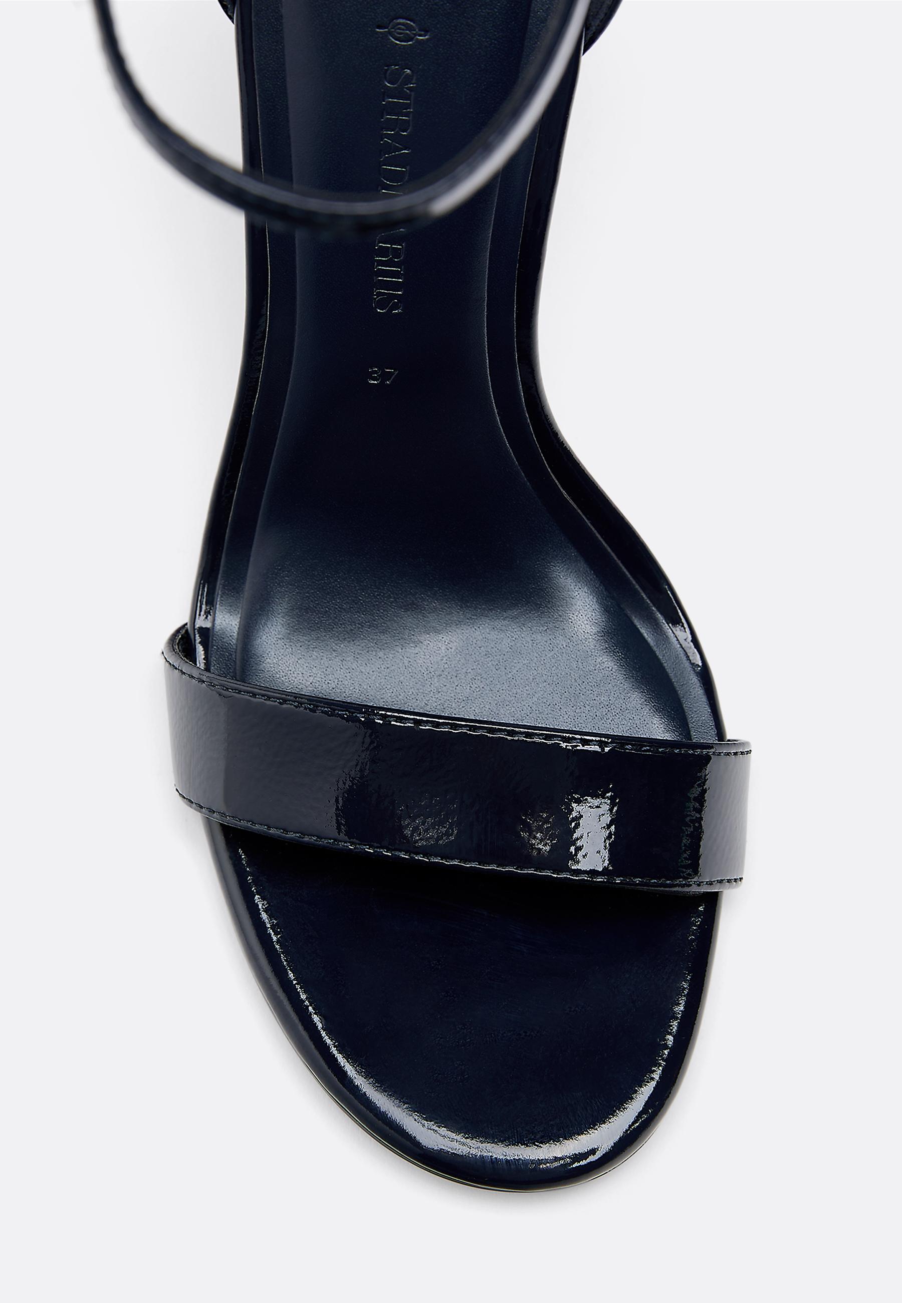 Patent effect heeled sandals — BLUE
