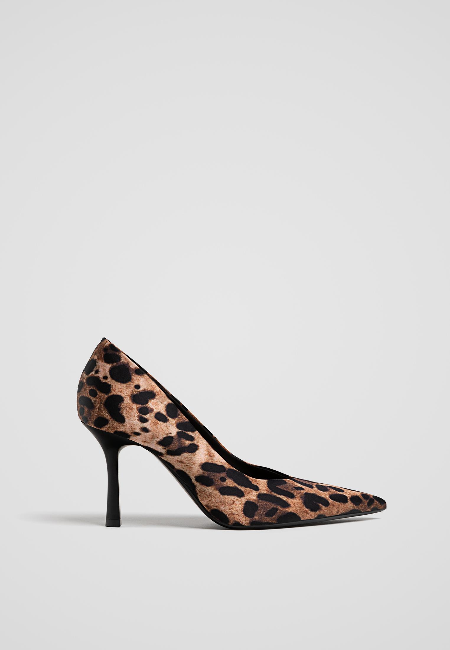 Leopard print high heel shoes Women s fashion Stradivarius United Arab Emirates