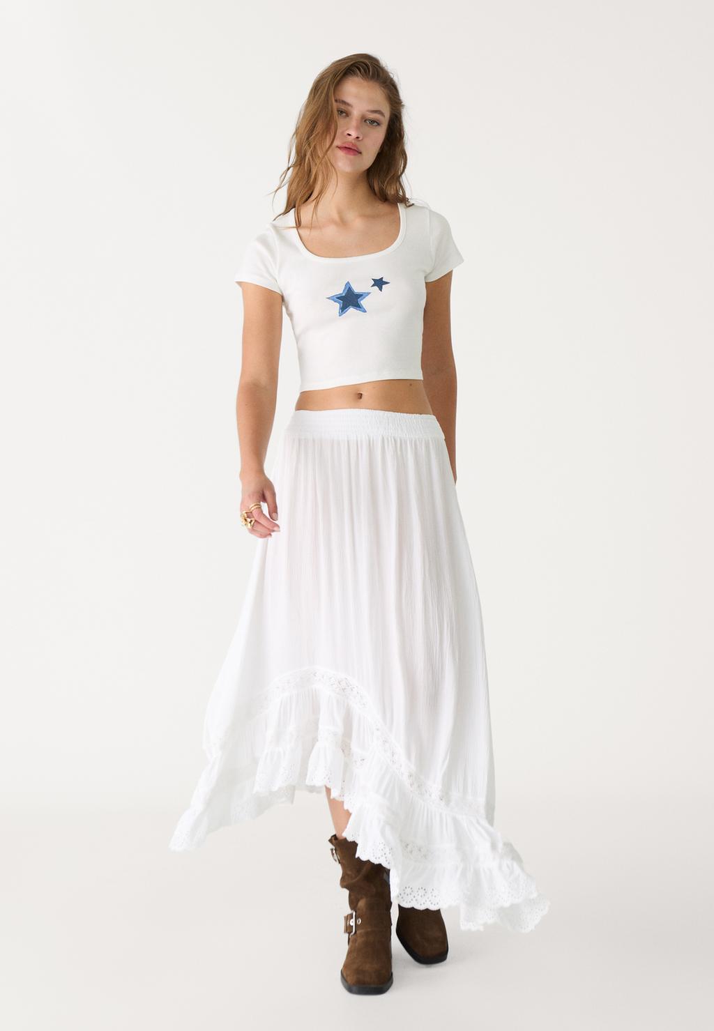 Camiseta crop estampado