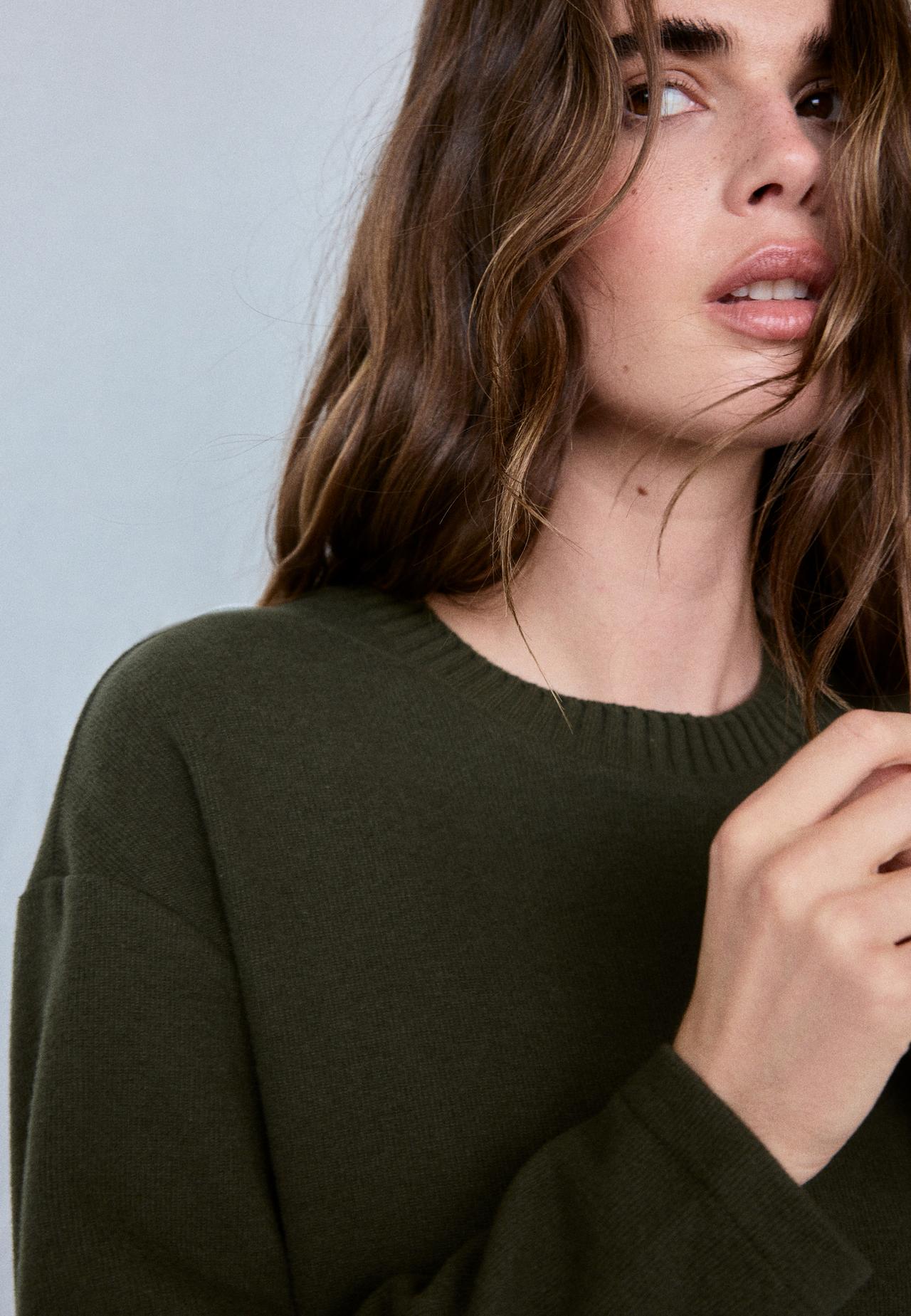 Knit round neck T-shirt — Khaki